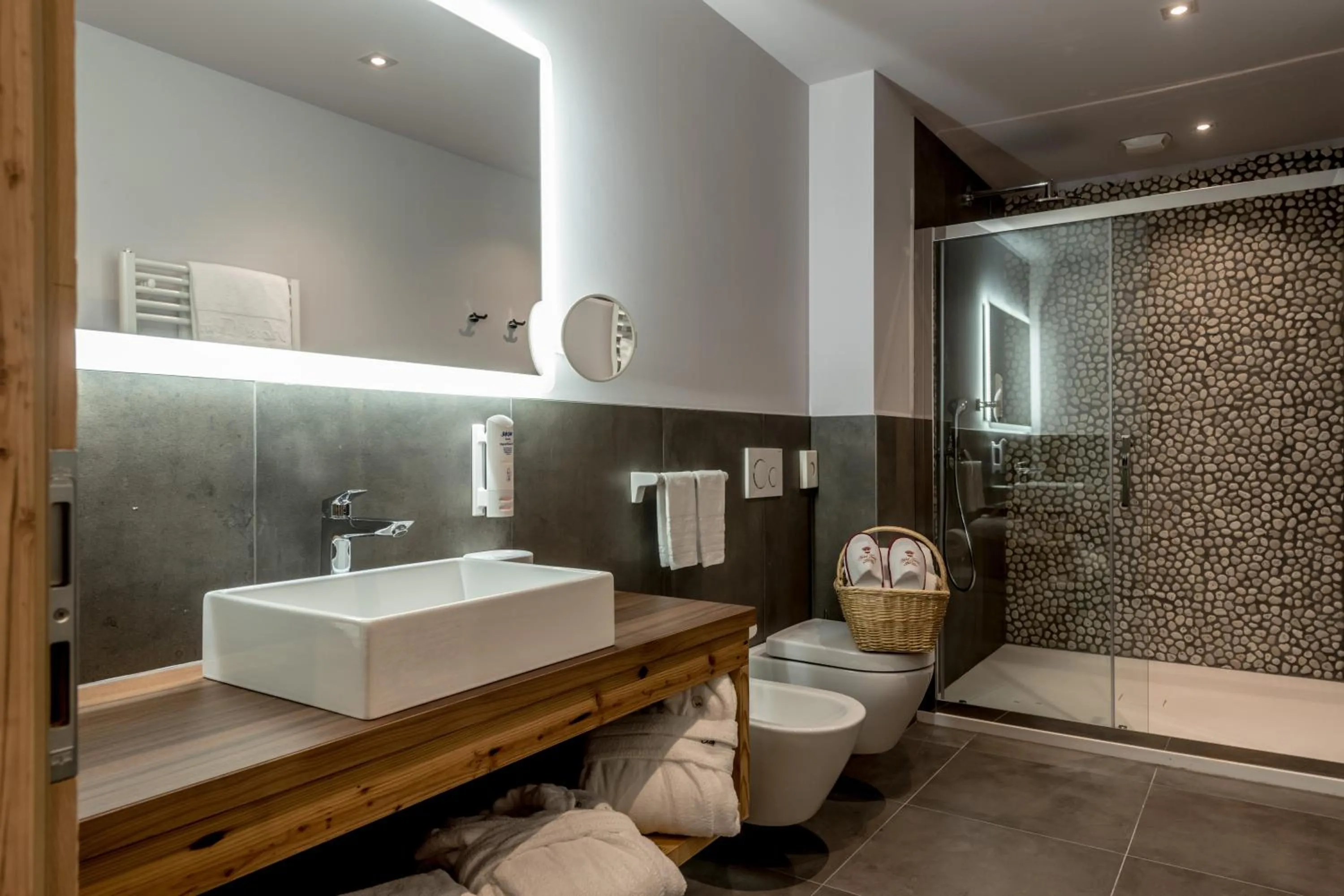 Bathroom in Tevini Dolomites Charming Hotel