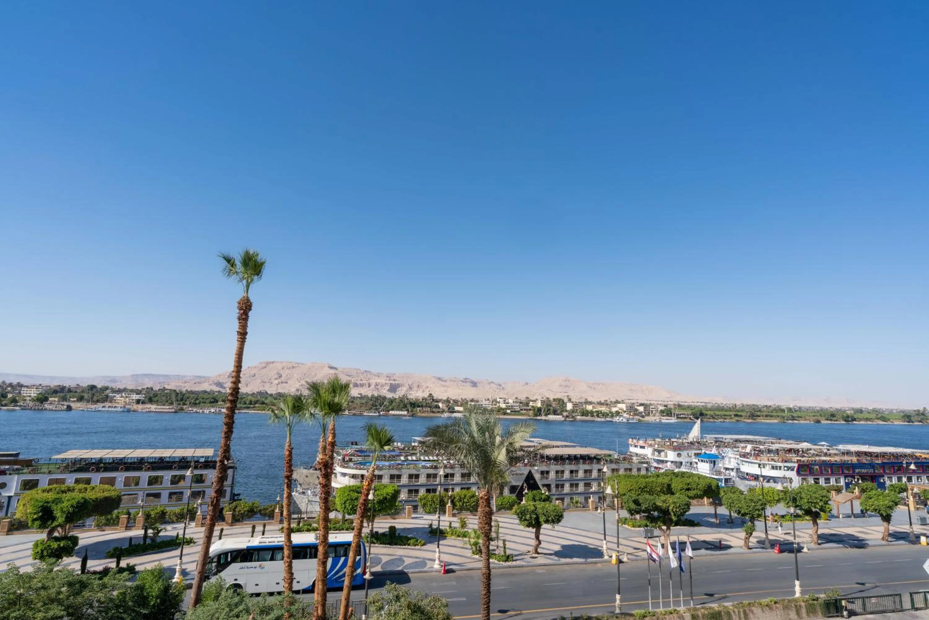 River view in Aracan Eatabe Luxor Hotel