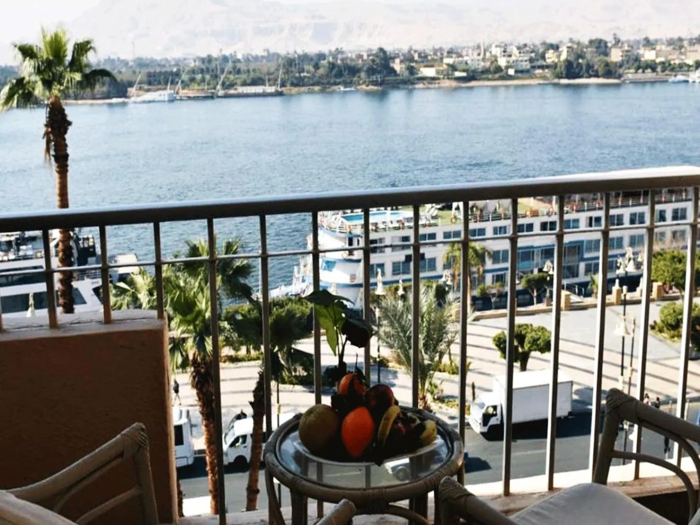 Aracan Eatabe Luxor Hotel