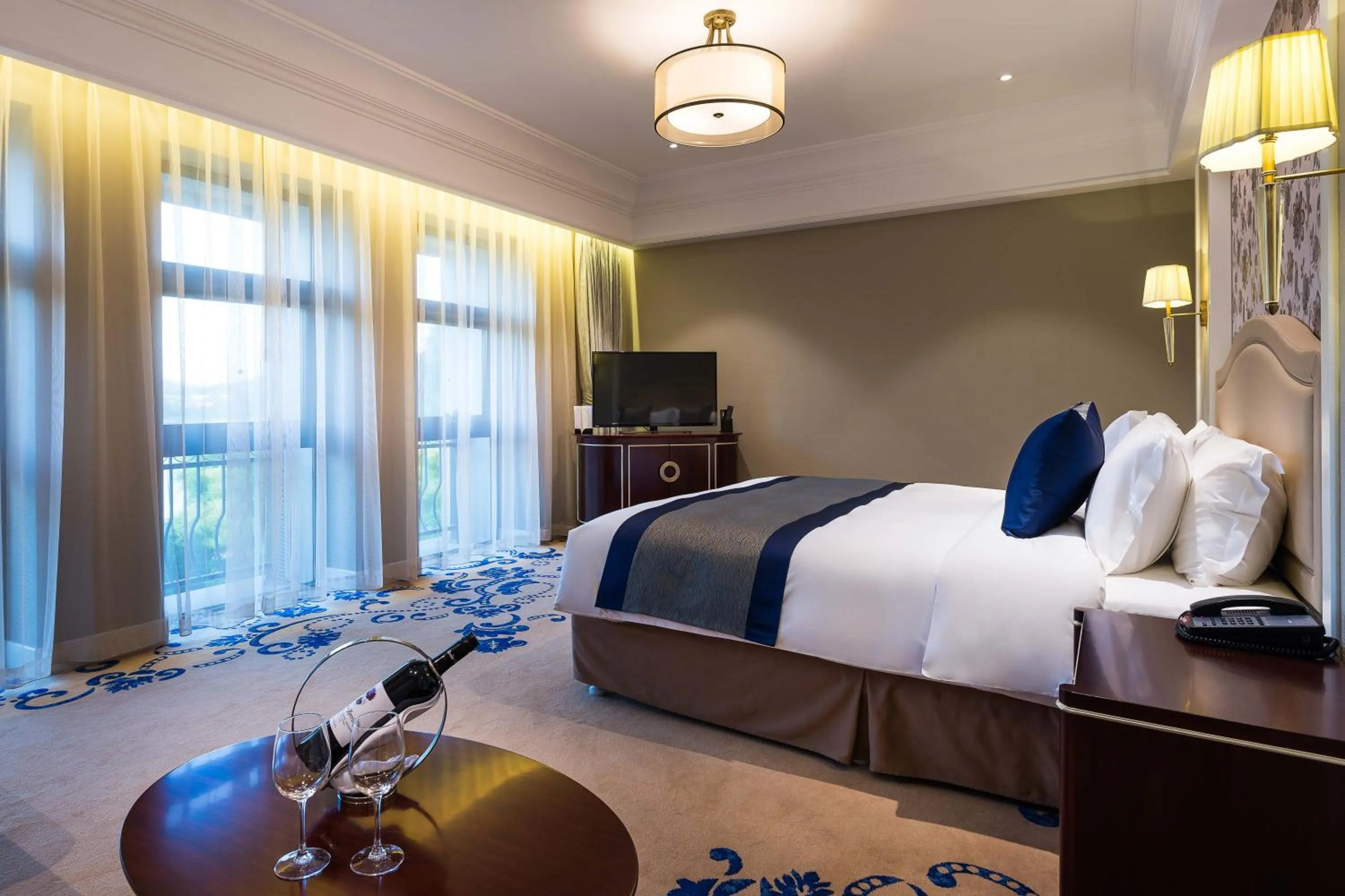 Bed in Pullman Tangshan