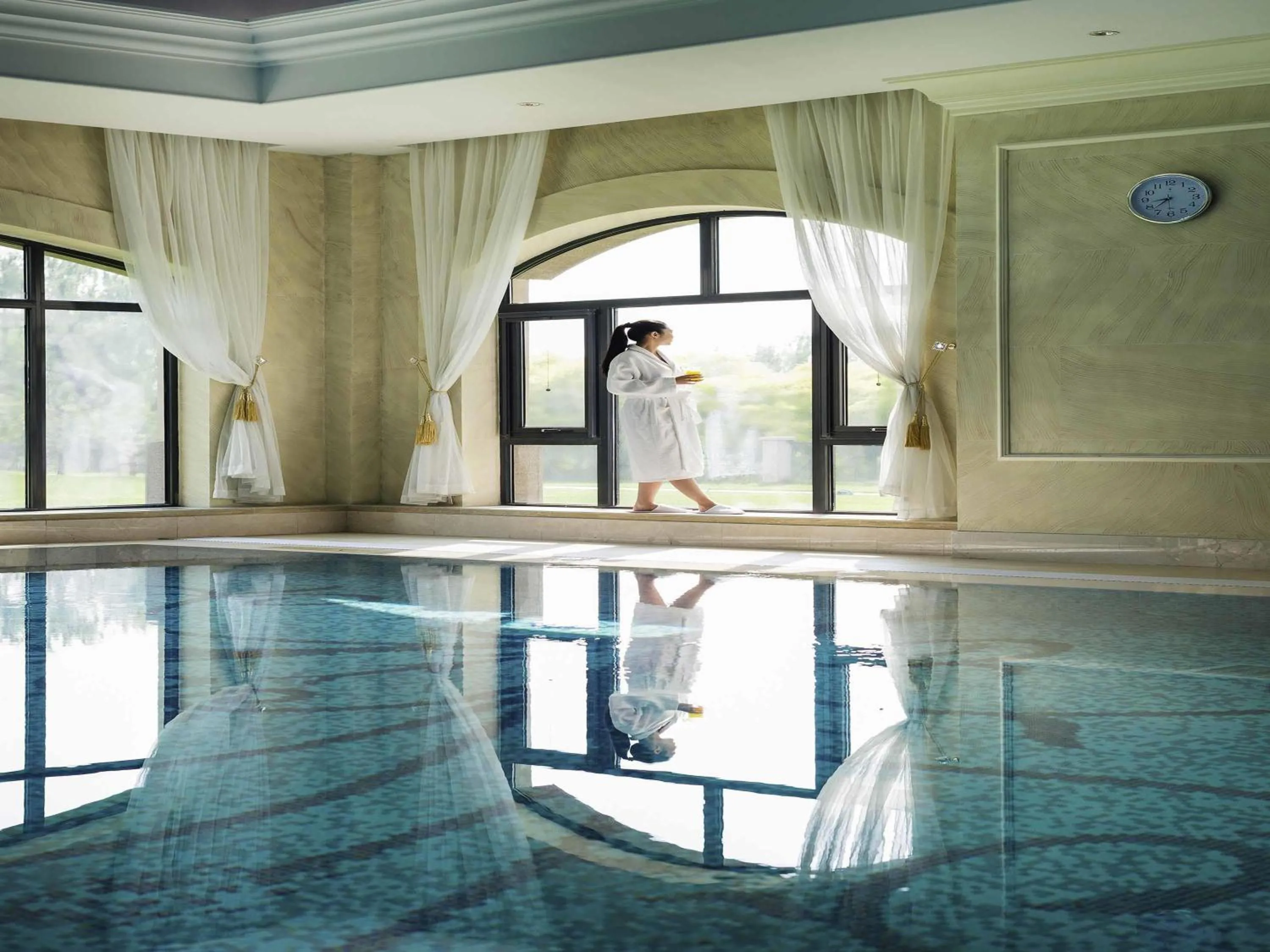 Pool view in Pullman Tangshan