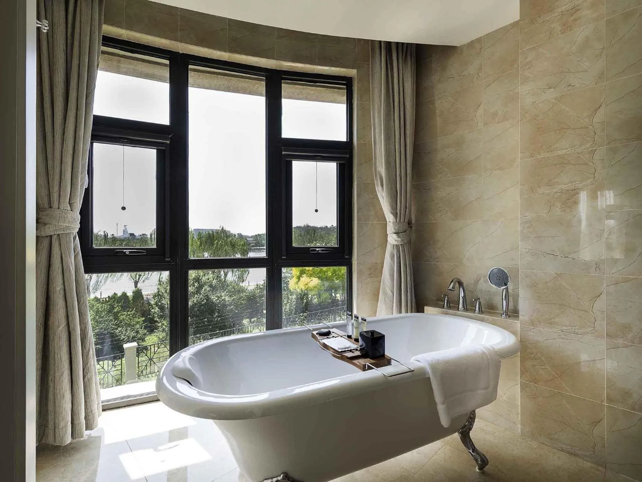 Bedroom in Pullman Tangshan