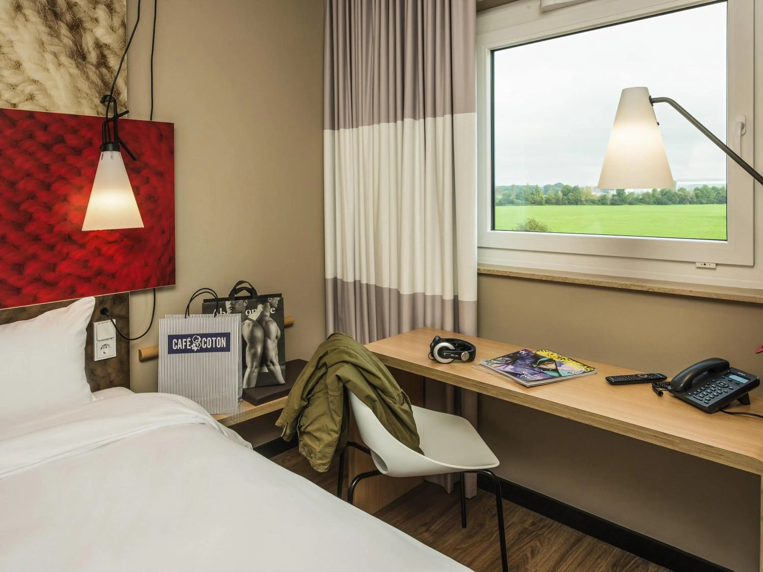 Bedroom, Bed in Ibis München Airport Süd