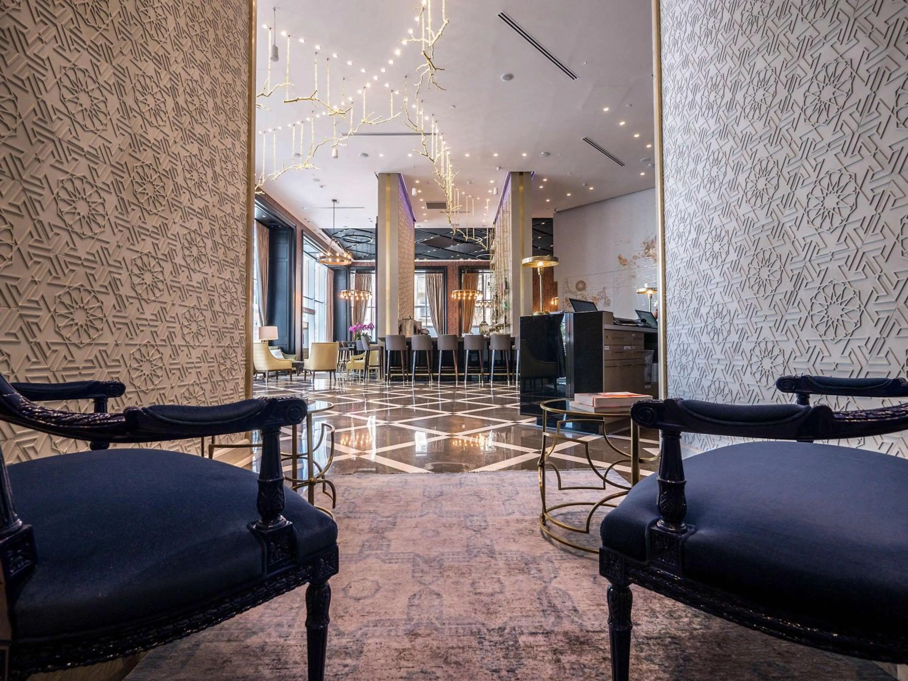 Lounge or bar in David Tower Hotel Netanya by Prima Hotels - 16 years Plus