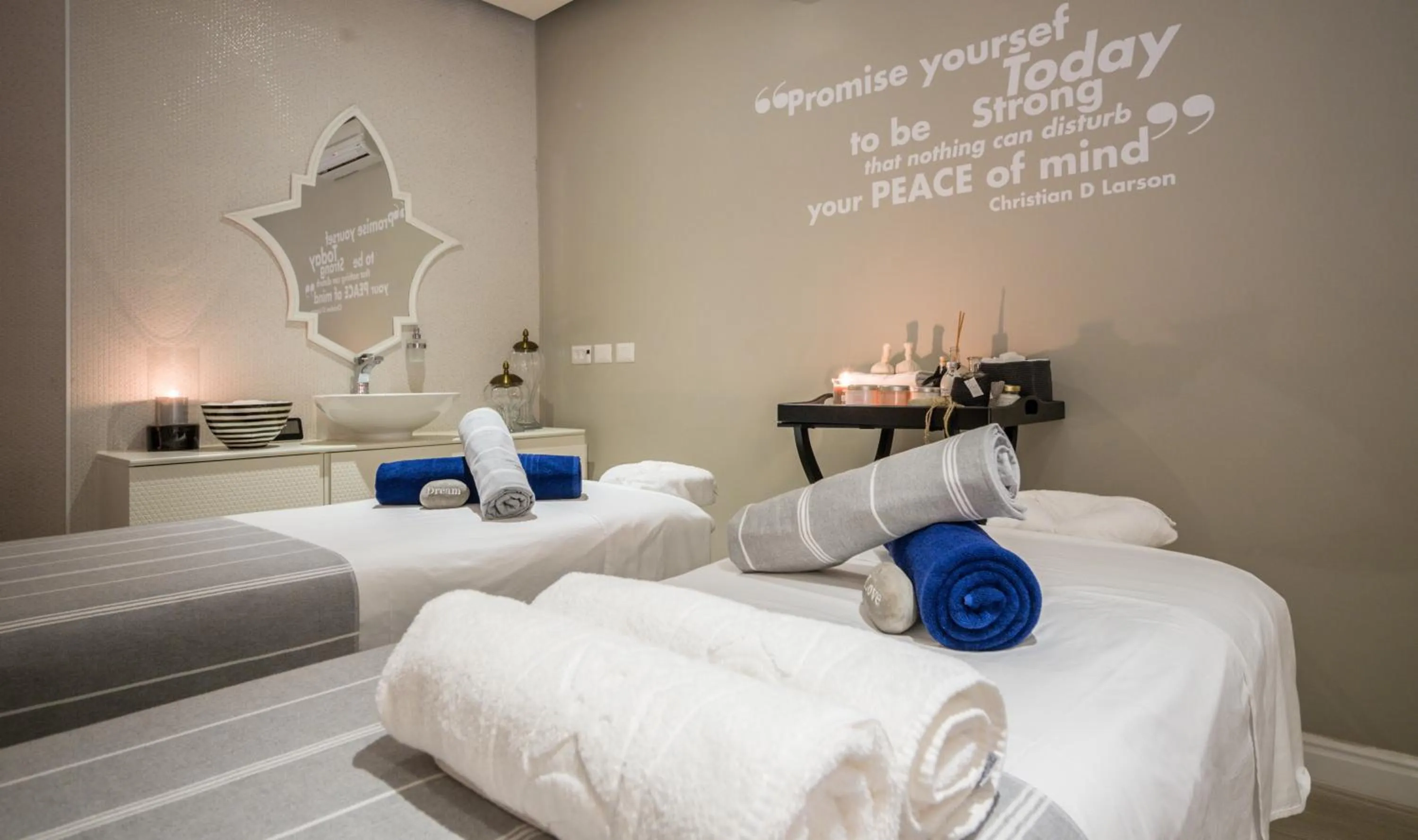 Massage, Bed in David Tower Hotel Netanya by Prima Hotels - 16 years Plus