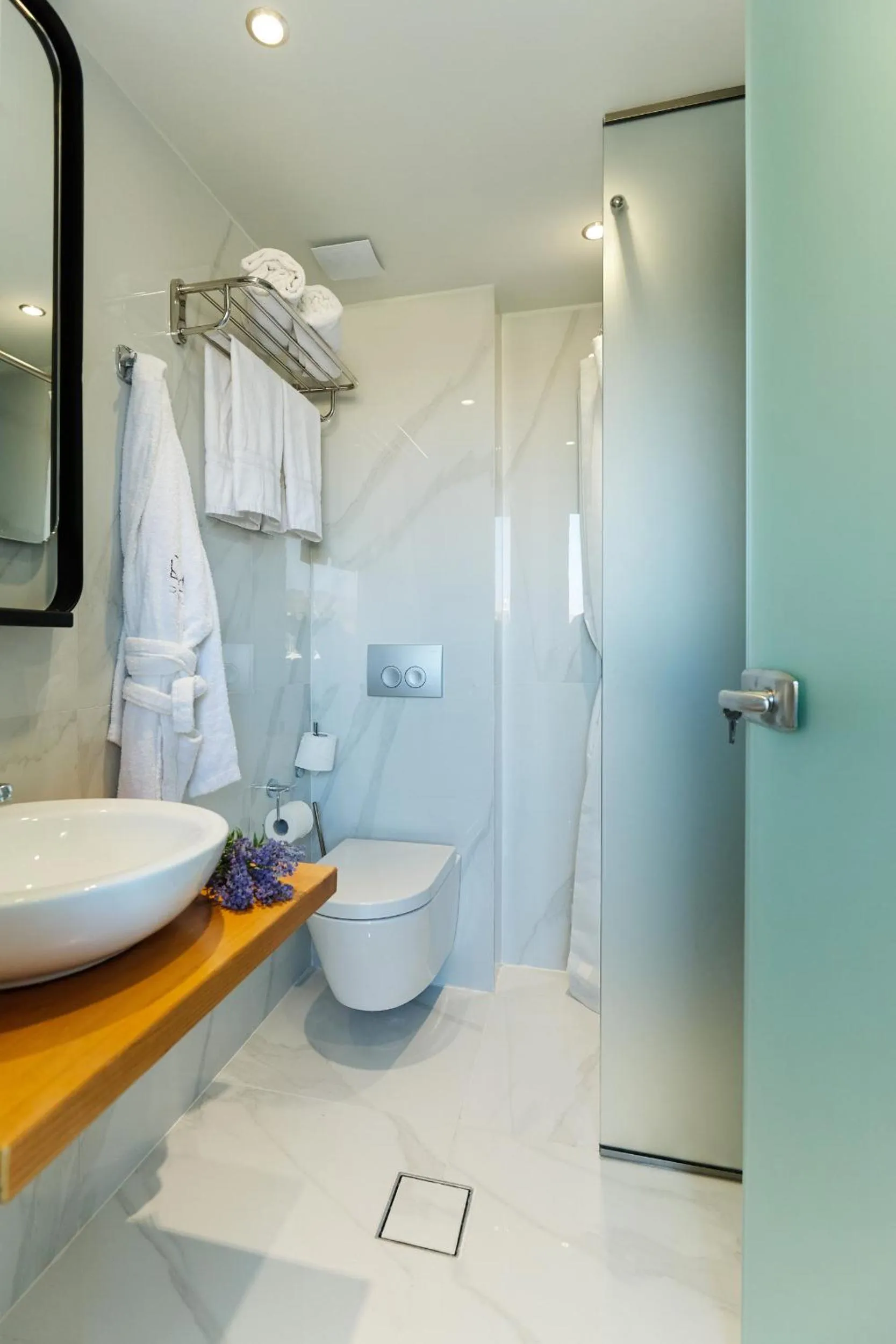 Shower in Villa Fylaktos