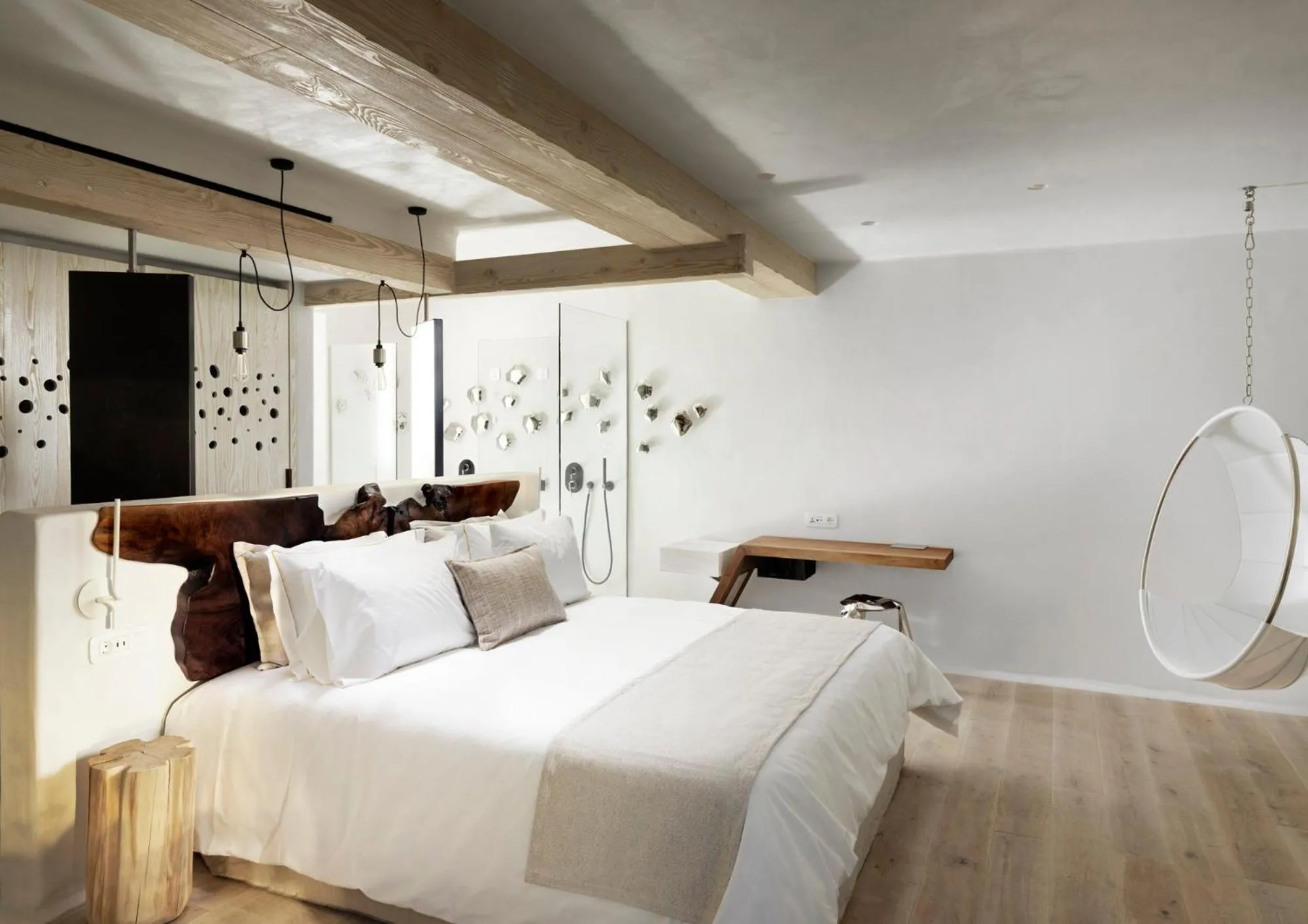 Bedroom, Bed in Kove Mykonos - A Myconian Collection Hotel