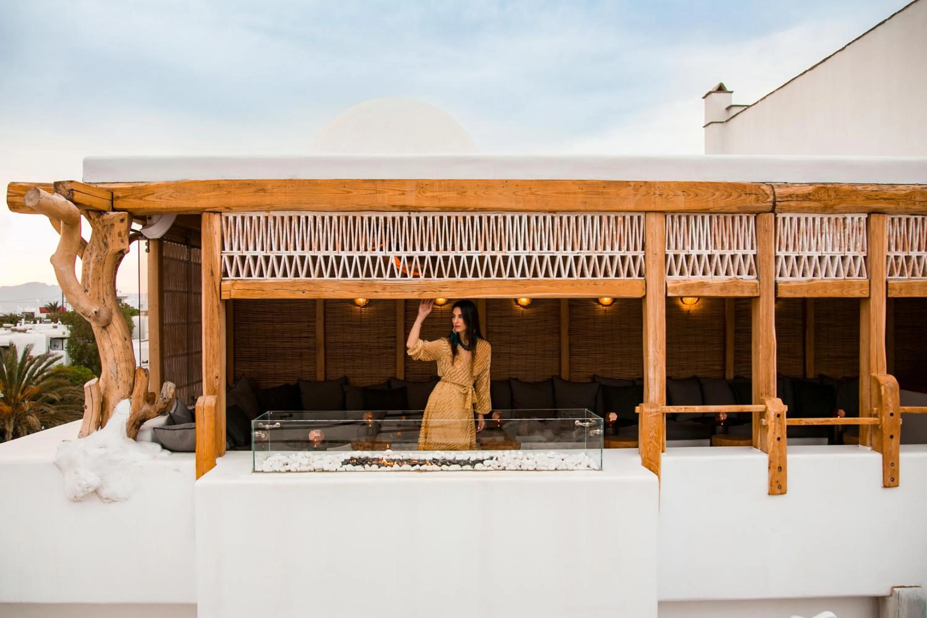 Lounge or bar in Kove Mykonos - A Myconian Collection Hotel