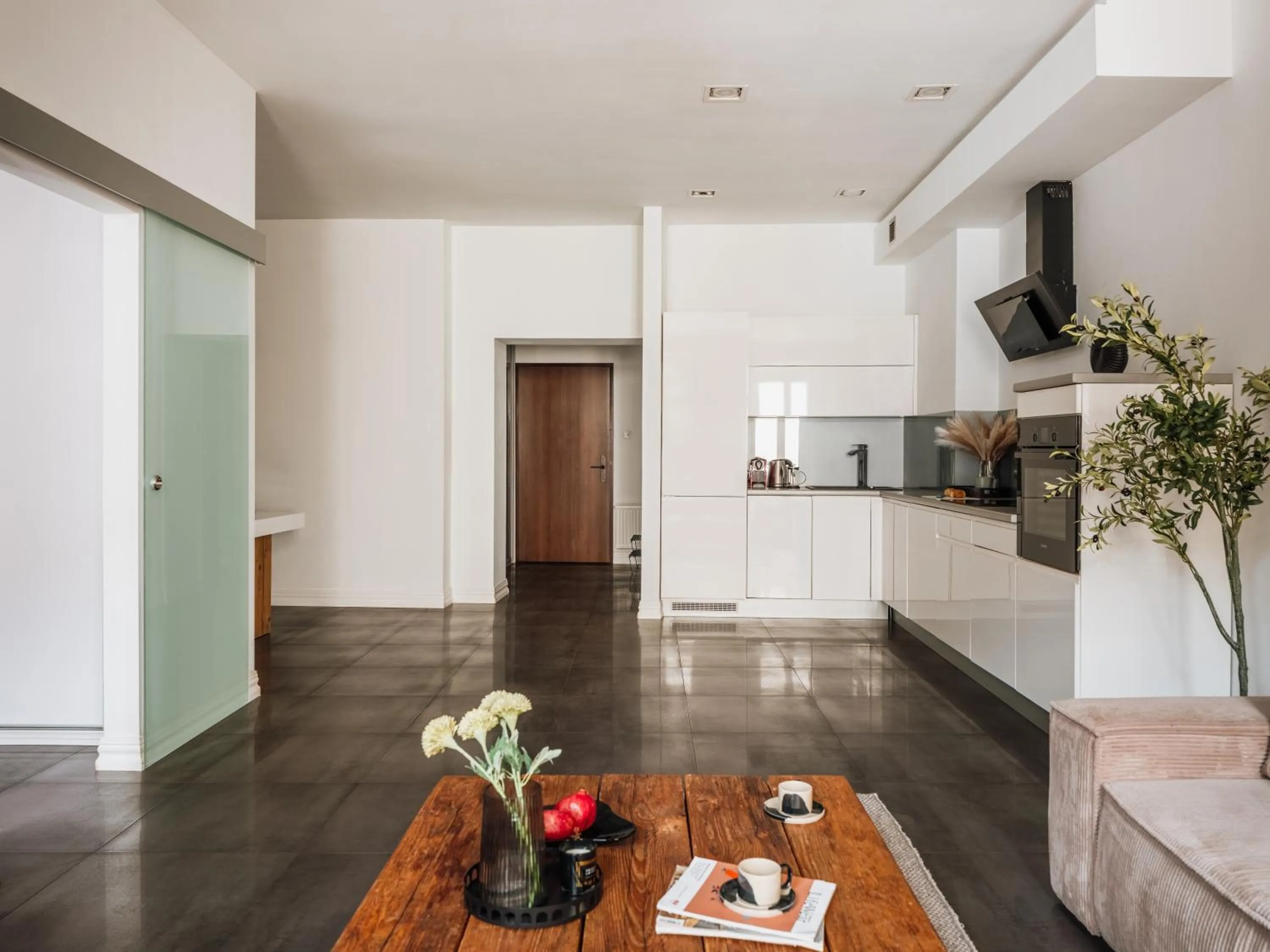 Photo of the whole room in Fragola Apartments Old Town