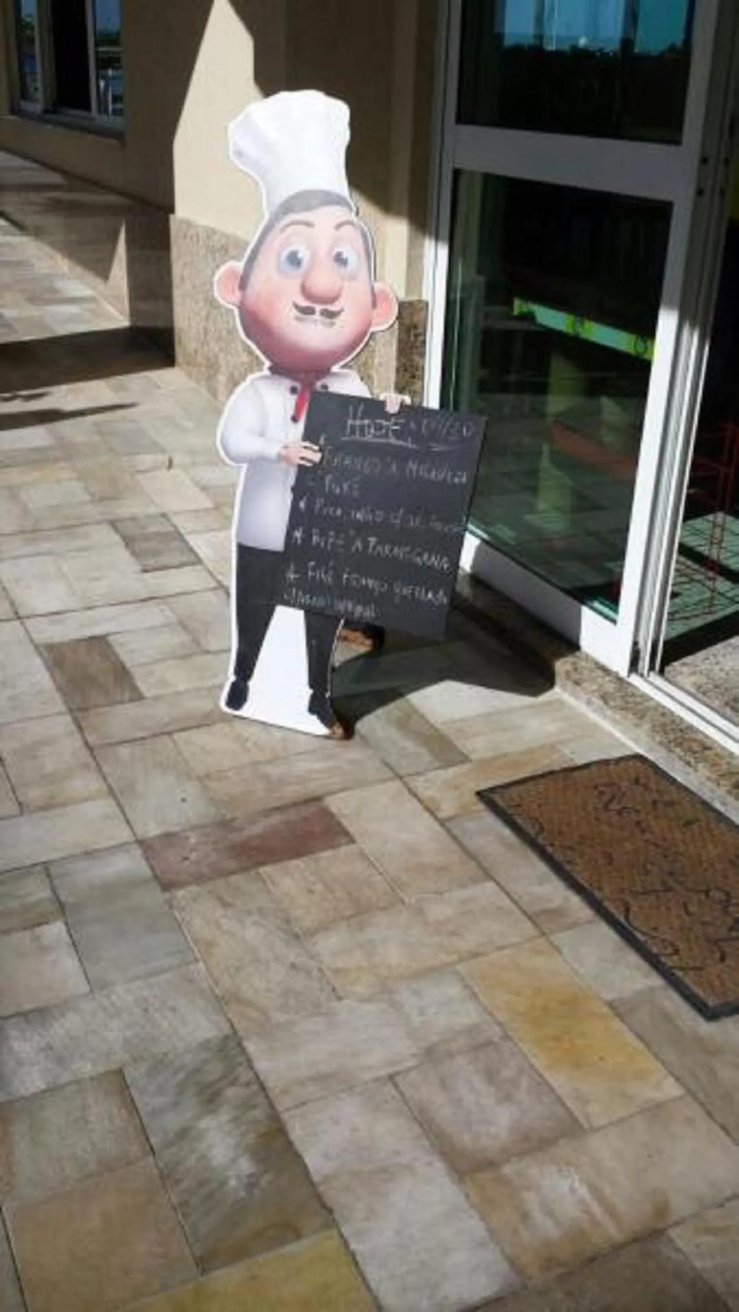 Restaurant/places to eat in Apartamento Marina