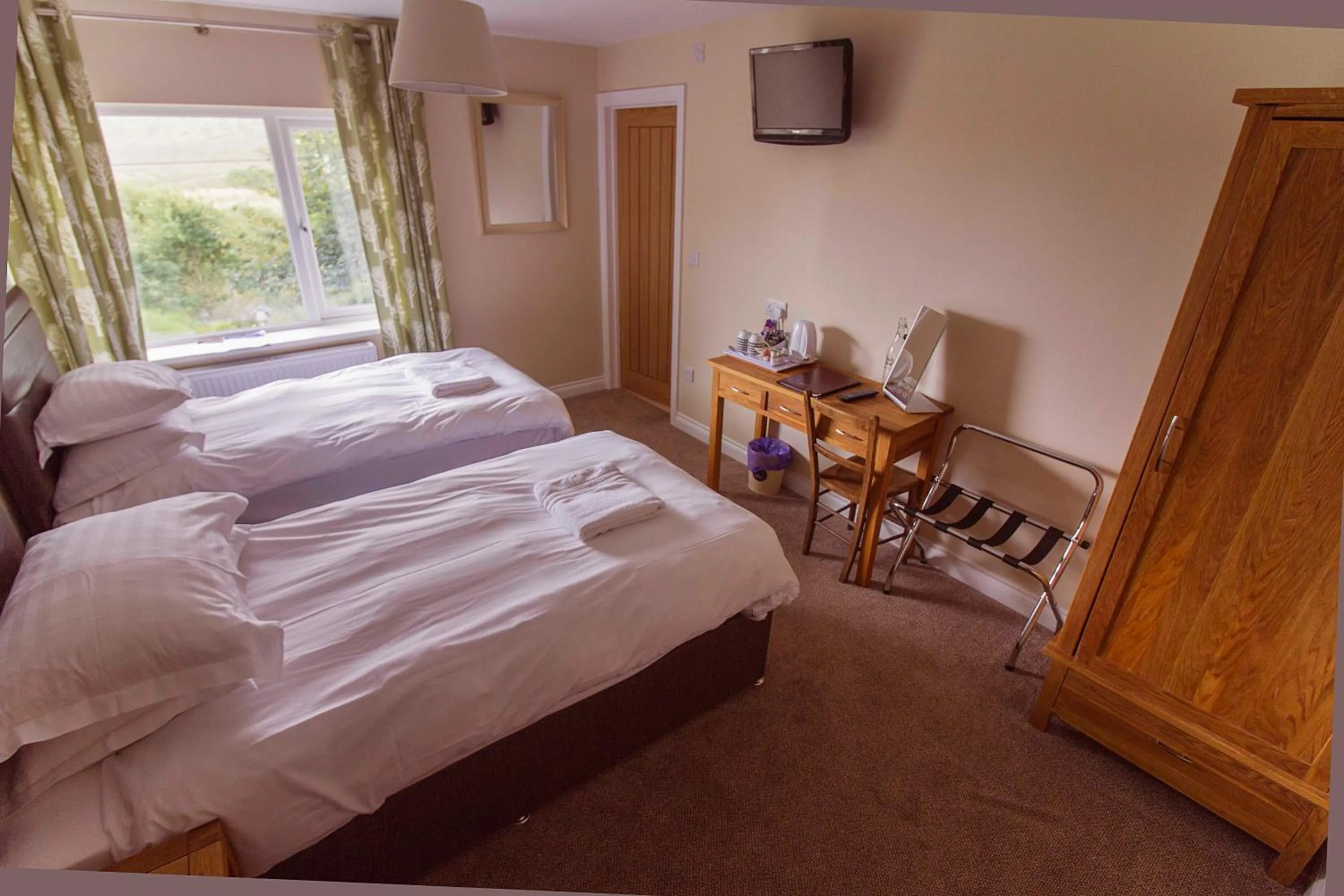 Bed in The Twice Brewed Inn