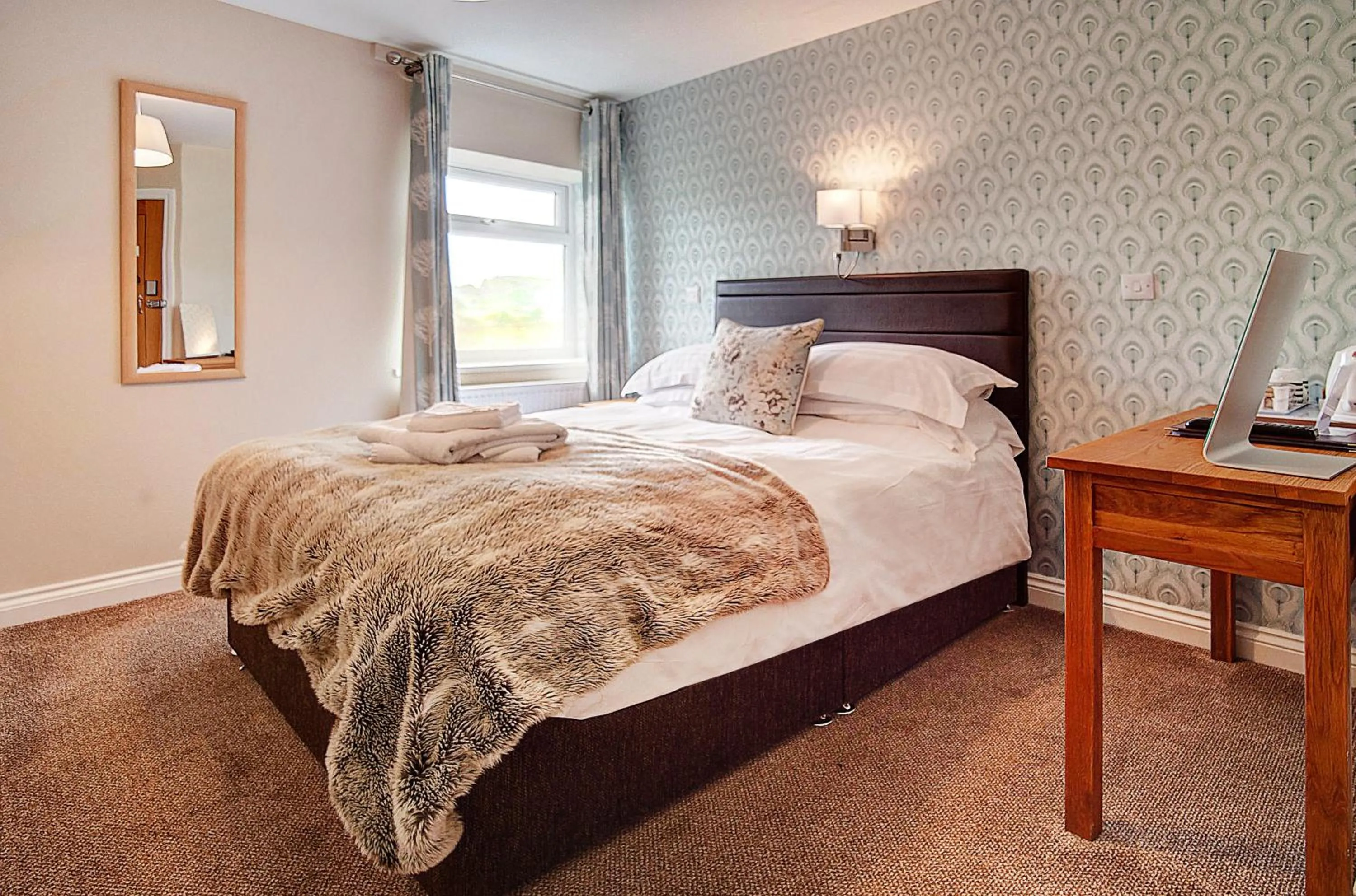 Bed in The Twice Brewed Inn