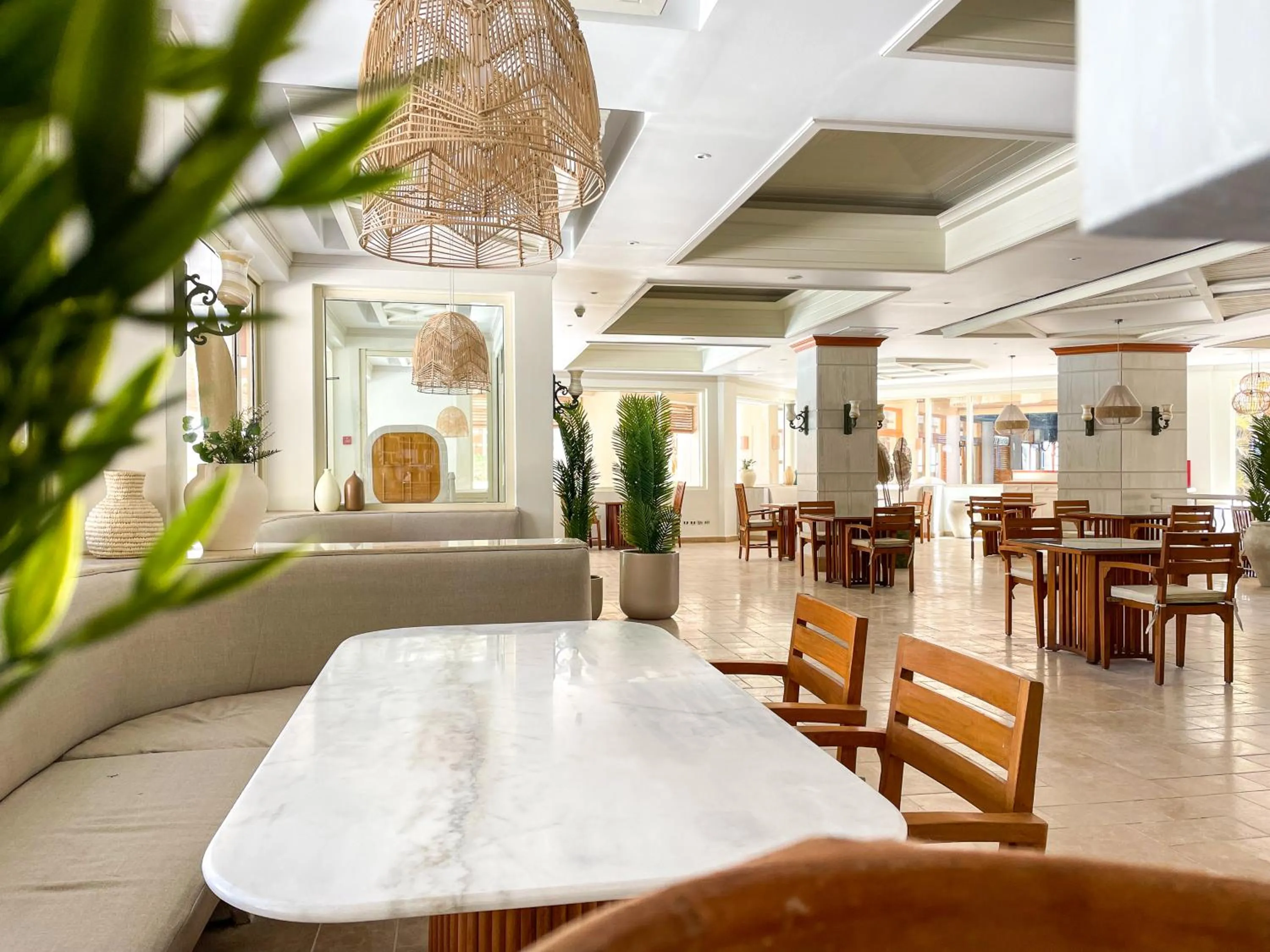 Restaurant/places to eat in The Breakers Diving and Surfing Lodge Soma Bay