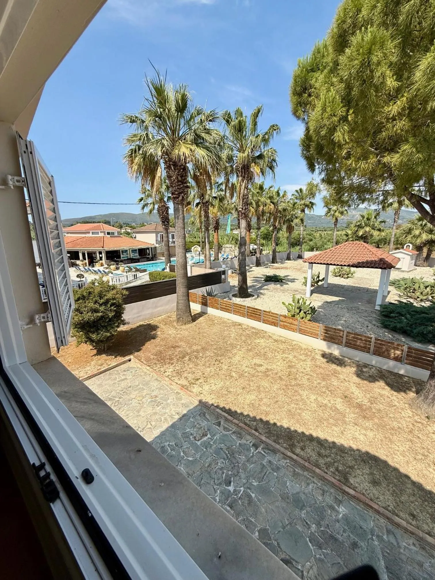 Garden view in Paradise Apartments