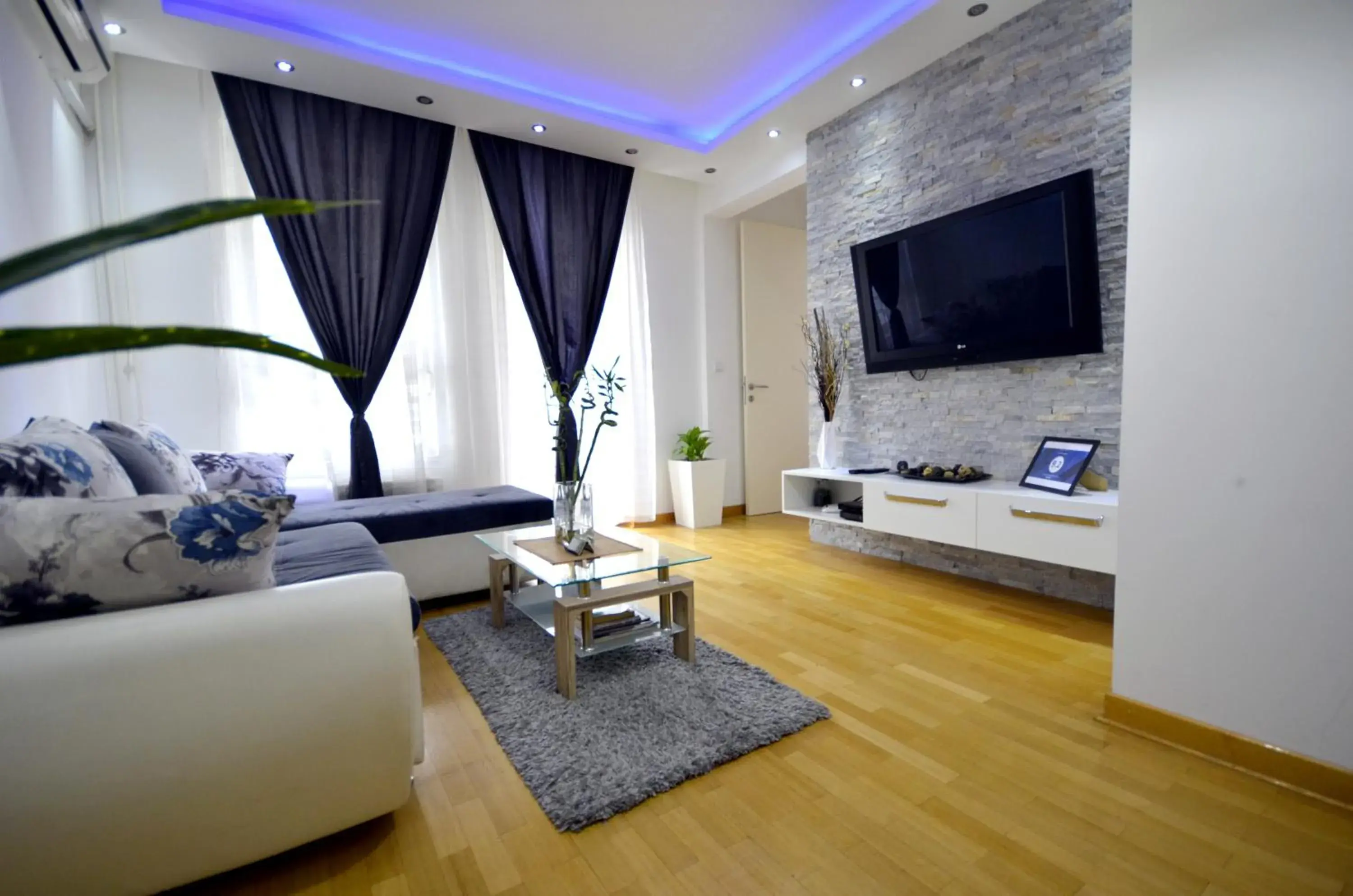 Clean&Cozy Apartments Novi Beograd Clean&Cozy Apartments Novi Beograd