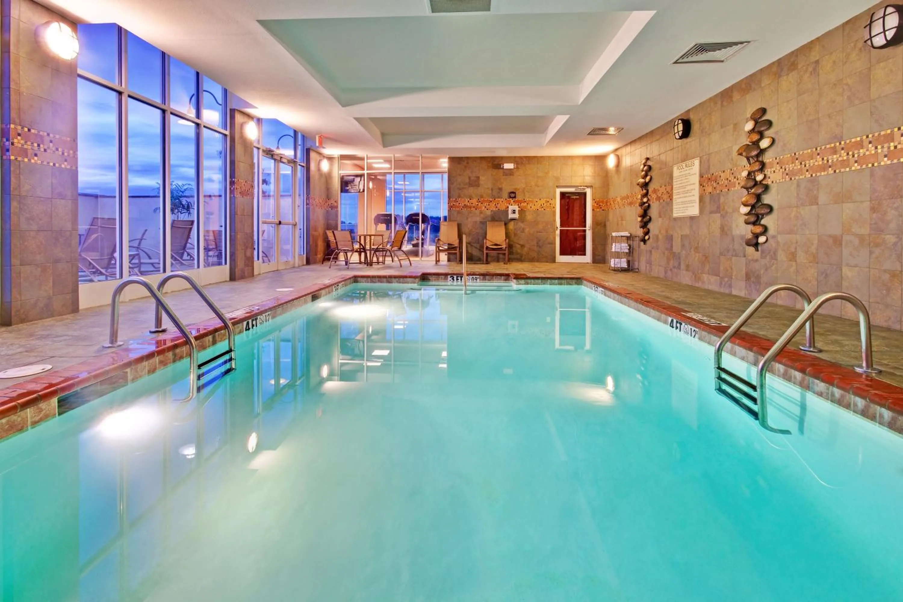 Swimming pool in Holiday Inn Pearl - Jackson Area by IHG
