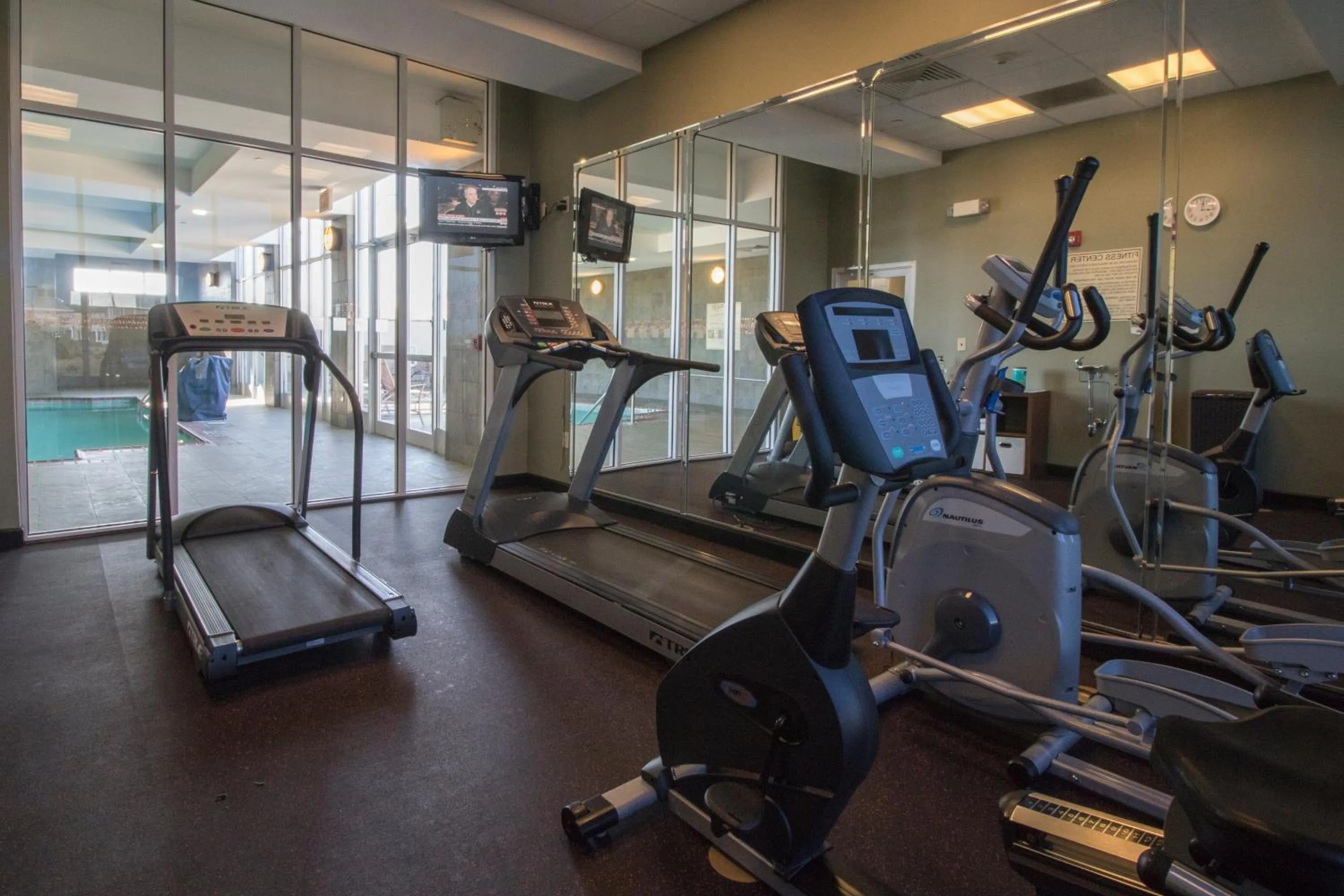 Fitness centre/facilities in Holiday Inn Pearl - Jackson Area by IHG