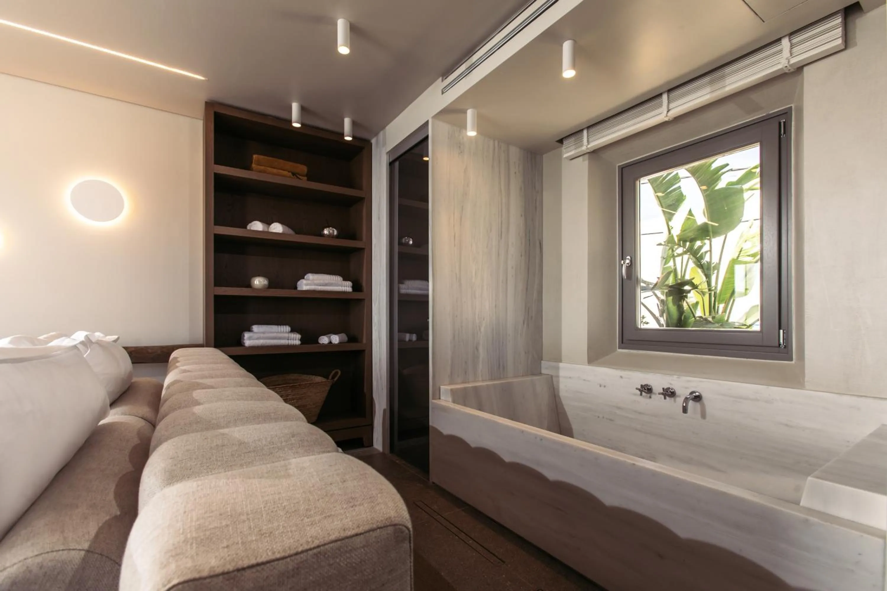 Bath in Santana Beach