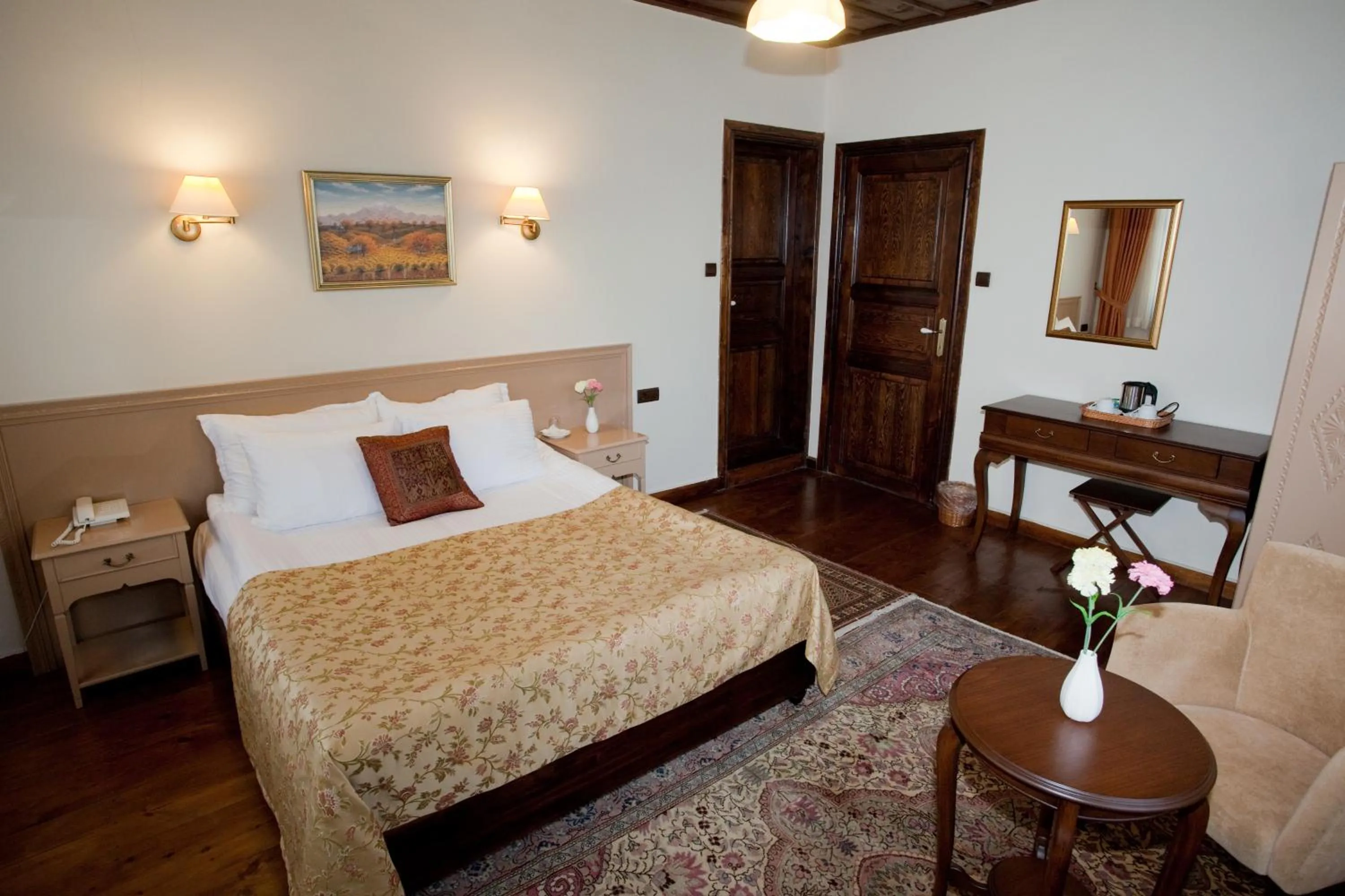 Bed in Uğurlu Konakları