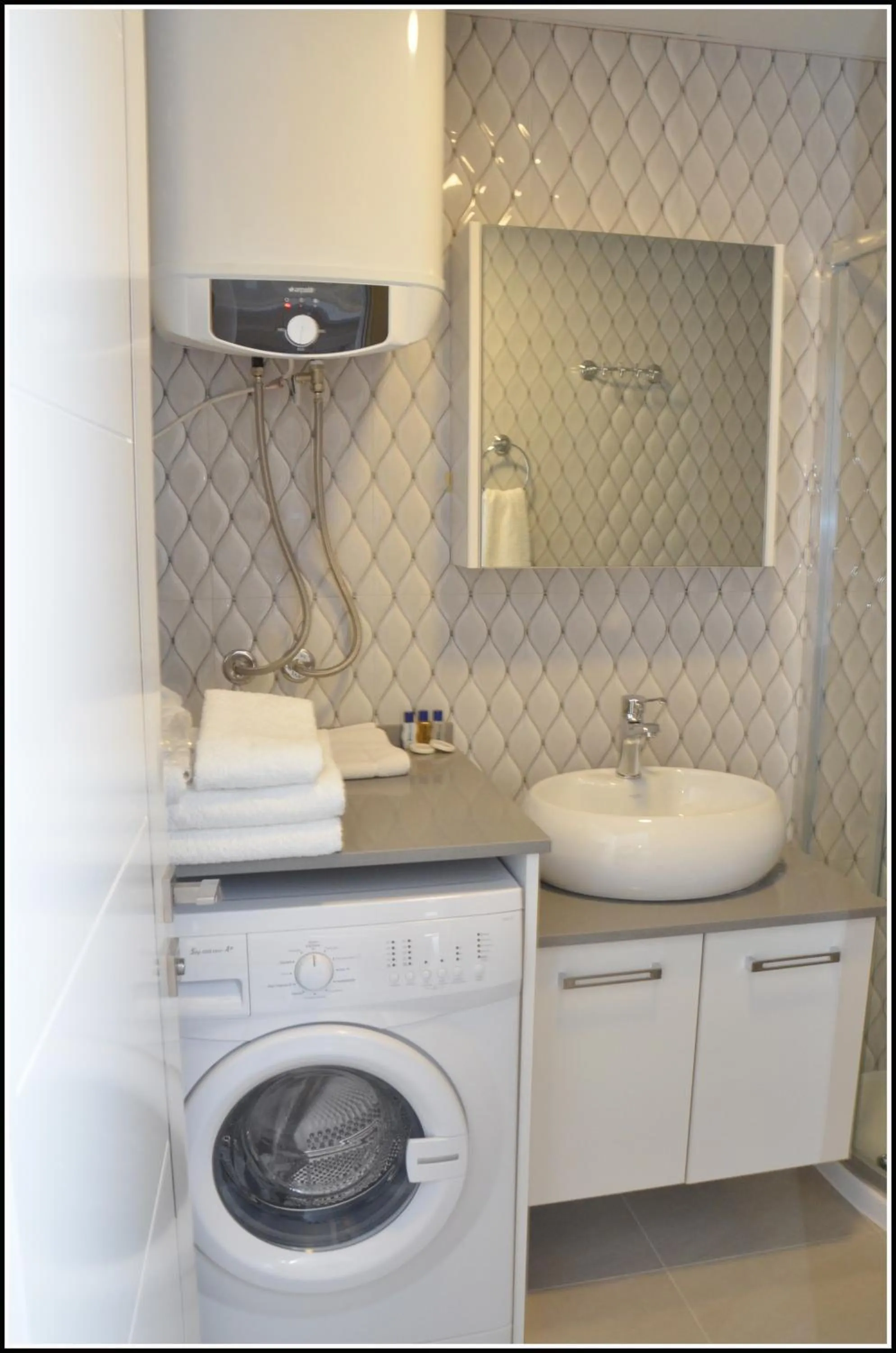 washing machine in Sigacik Marina Apart Hotel