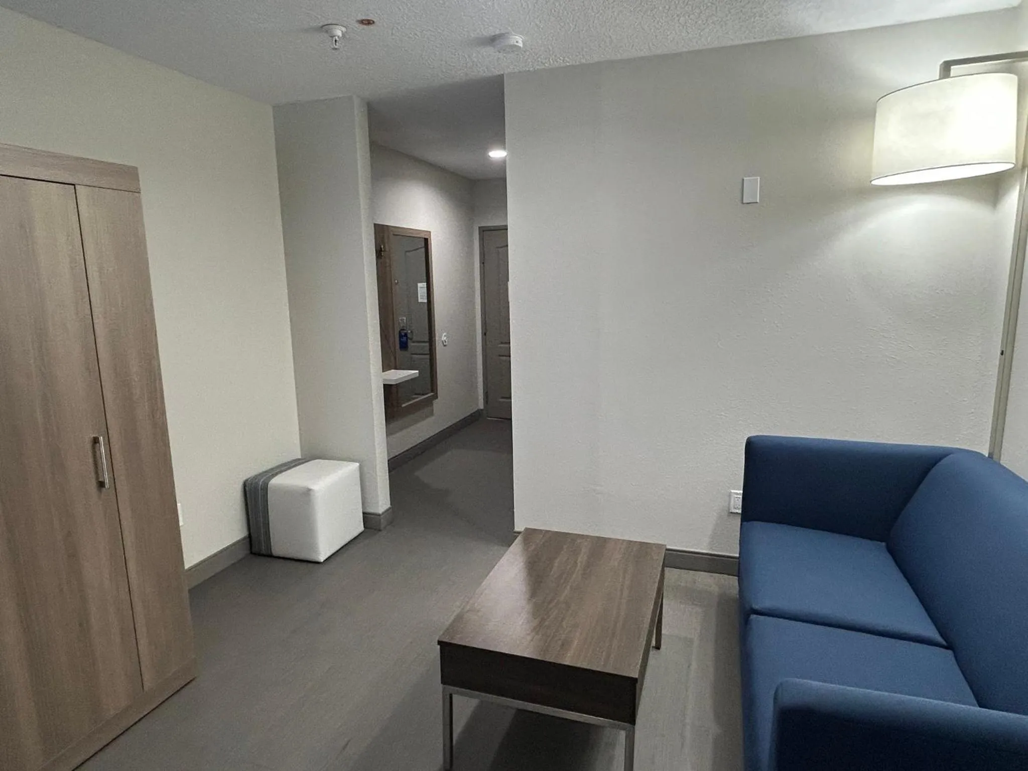 Photo of the whole room in Holiday Inn Express Hotels Grants - Milan by IHG