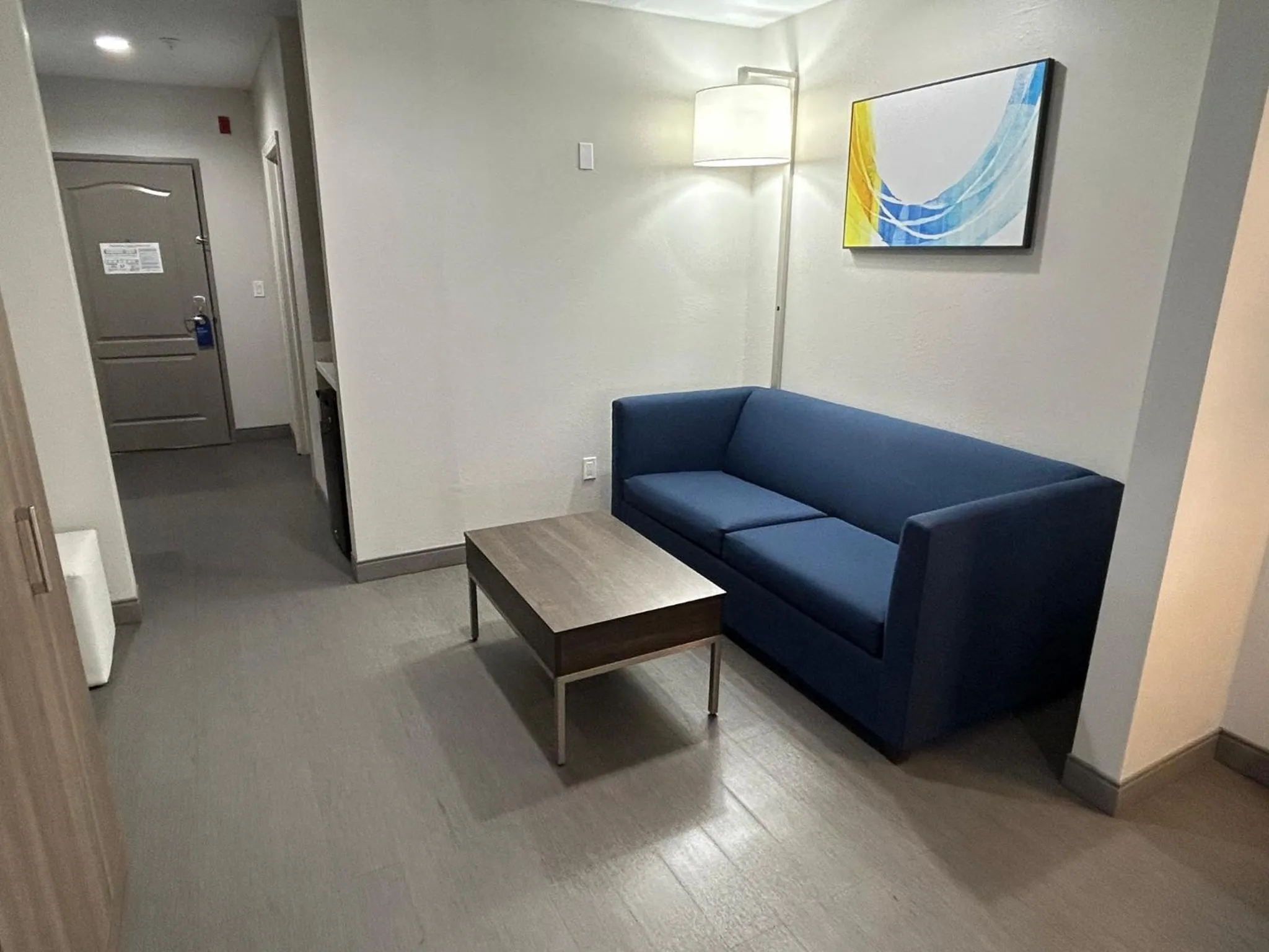 Photo of the whole room in Holiday Inn Express Hotels Grants - Milan by IHG