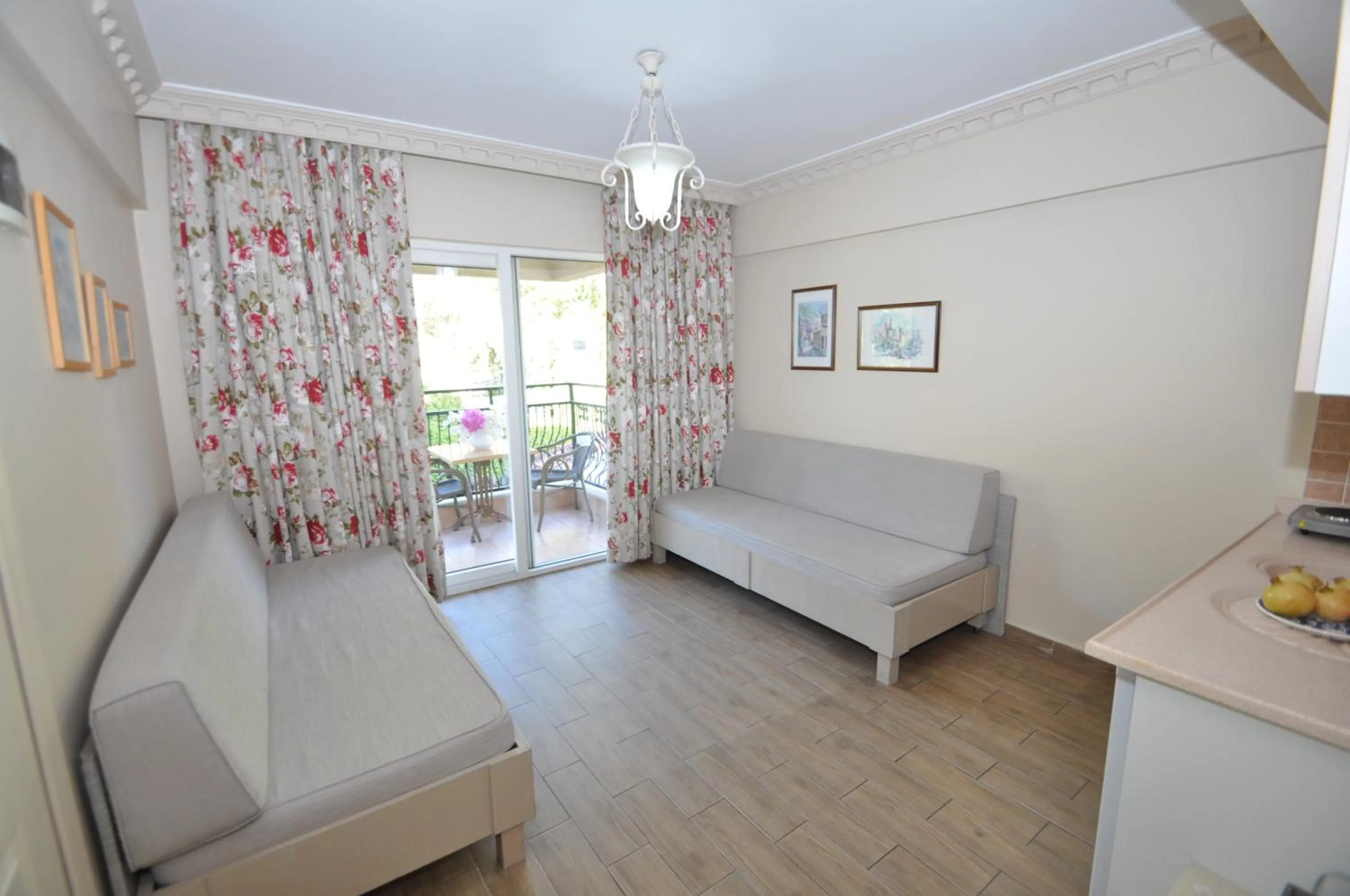 Bed in Sun Blue Apart Hotel