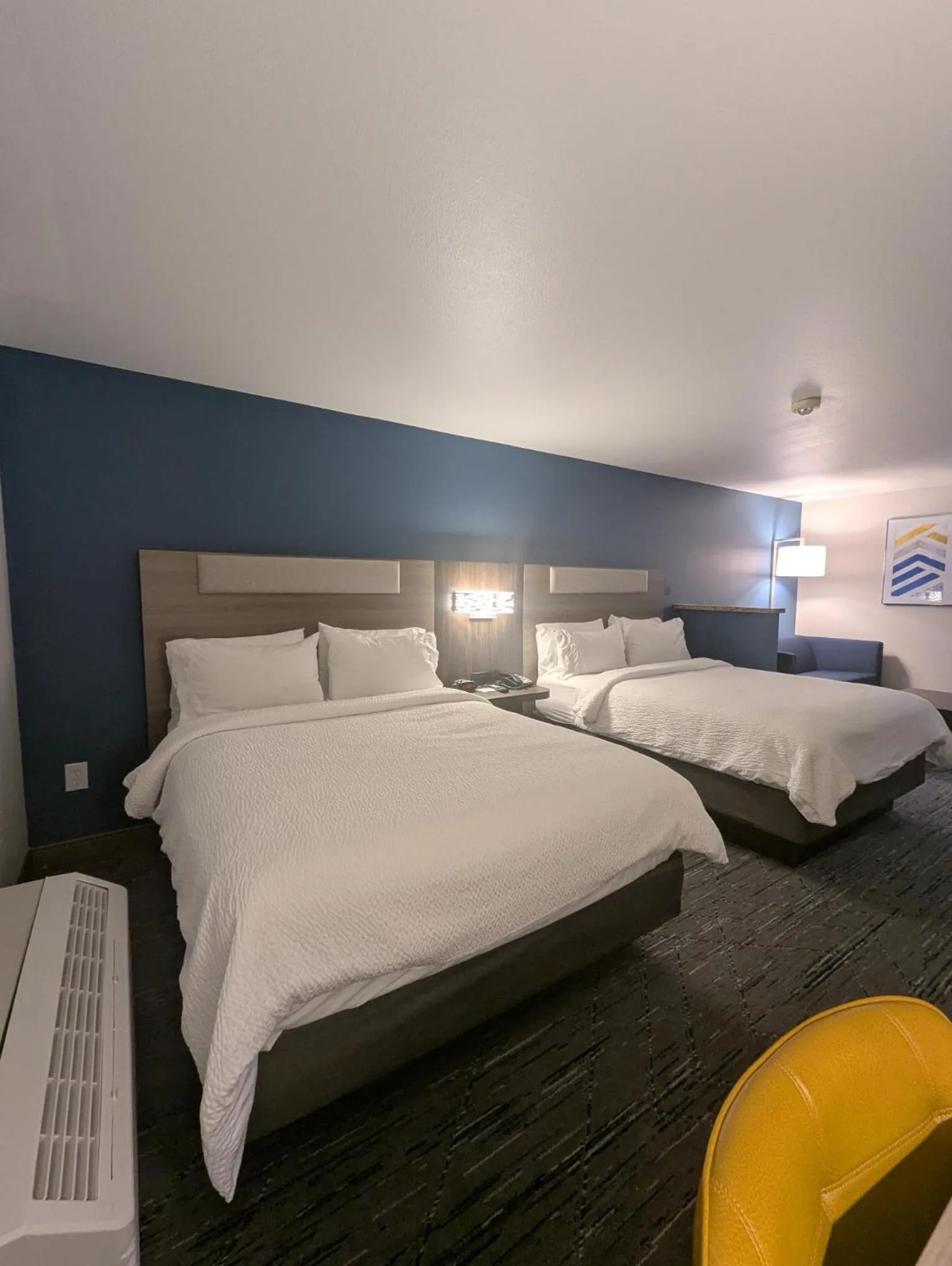 Bedroom, Bed in Holiday Inn Express Hotel & Suites Loveland by IHG