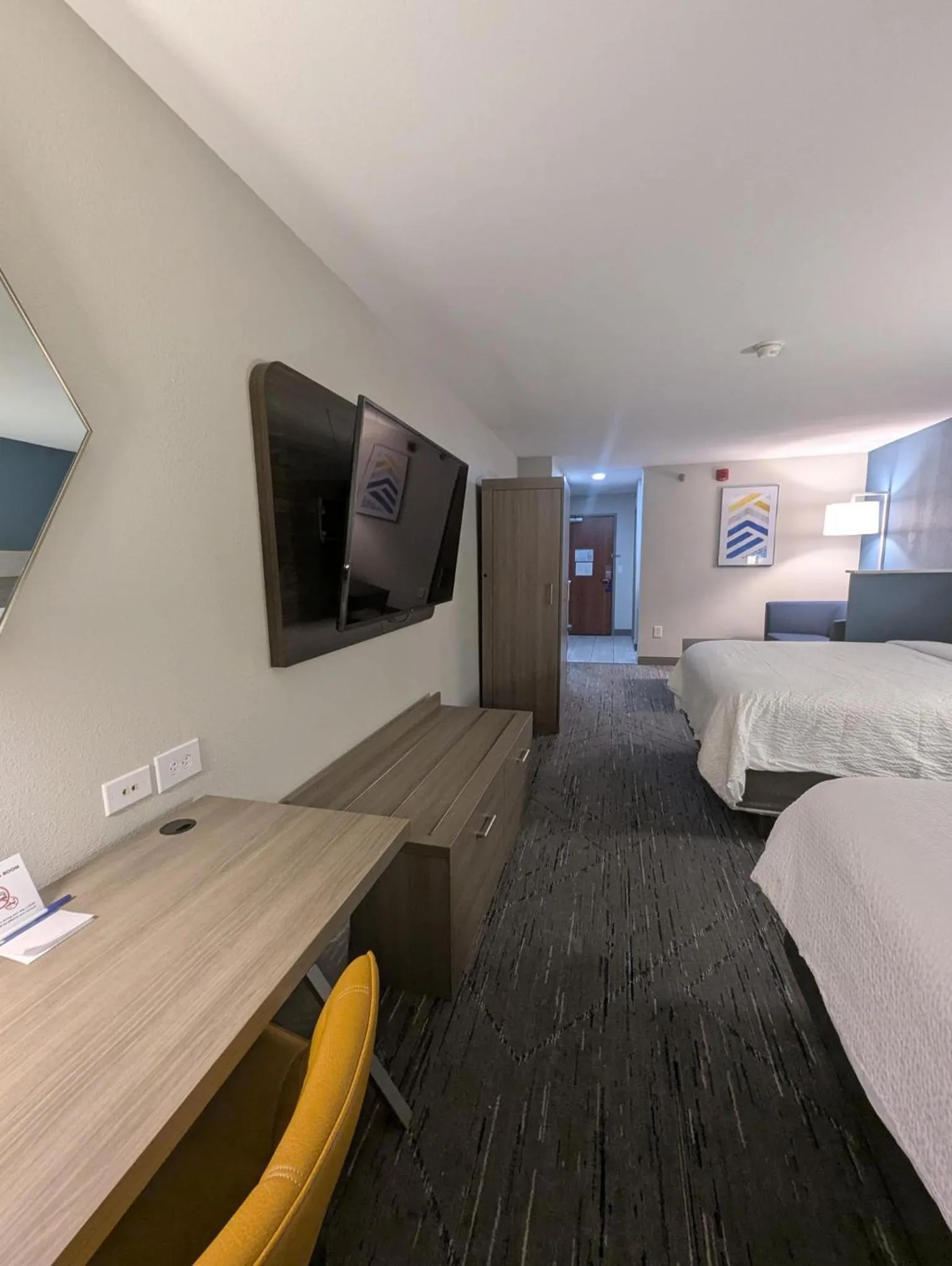 Bedroom, Bed in Holiday Inn Express Hotel & Suites Loveland by IHG