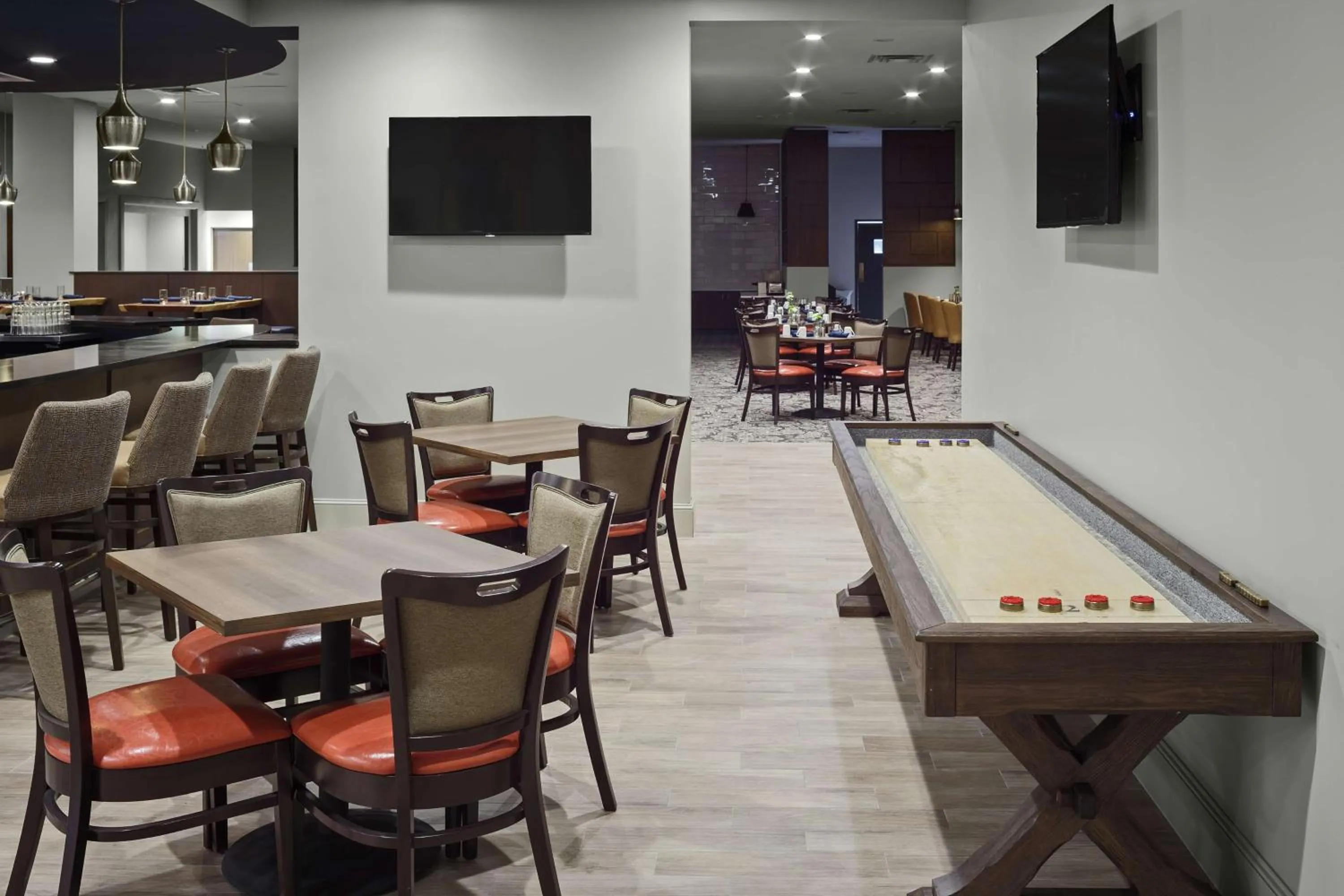 Lounge or bar in DoubleTree by Hilton San Antonio Downtown