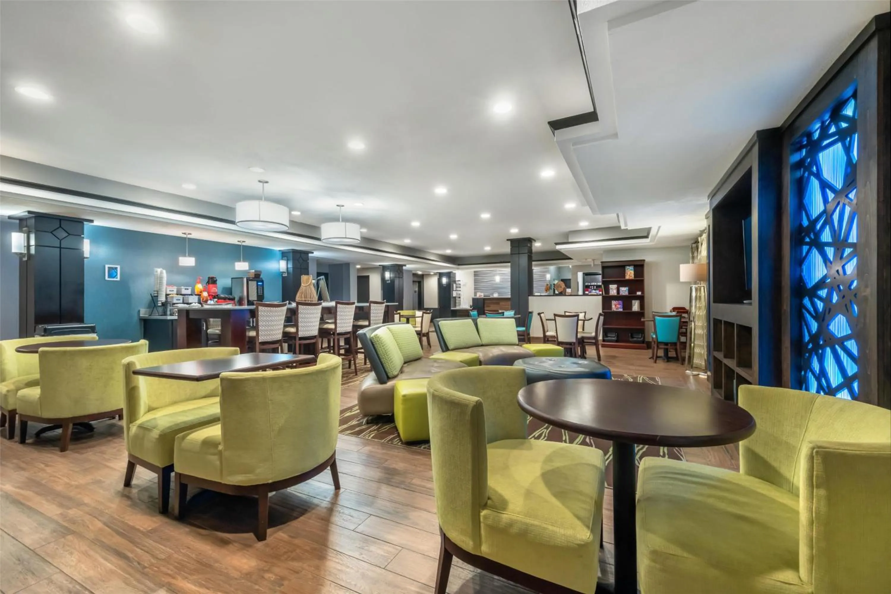 Lobby or reception in Best Western Plus Liberal Hotel & Suites