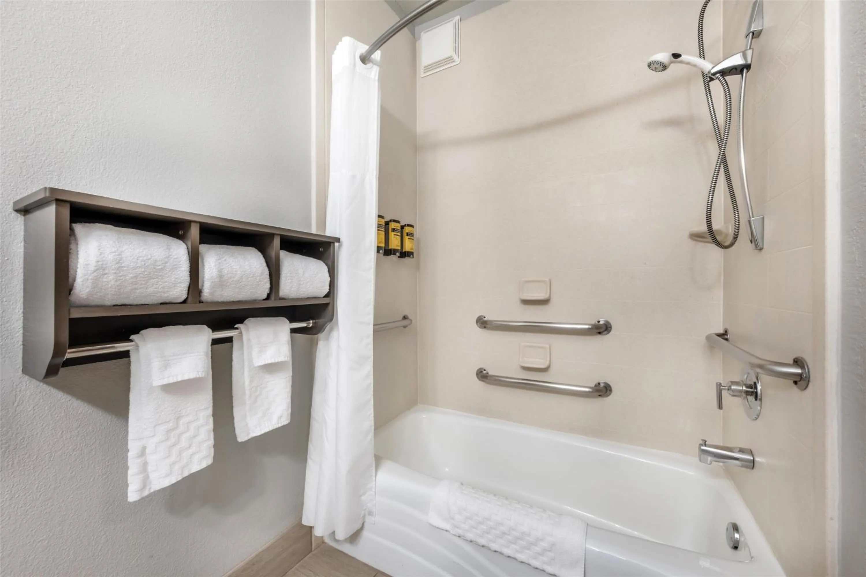 Bathroom in Best Western Plus Liberal Hotel & Suites