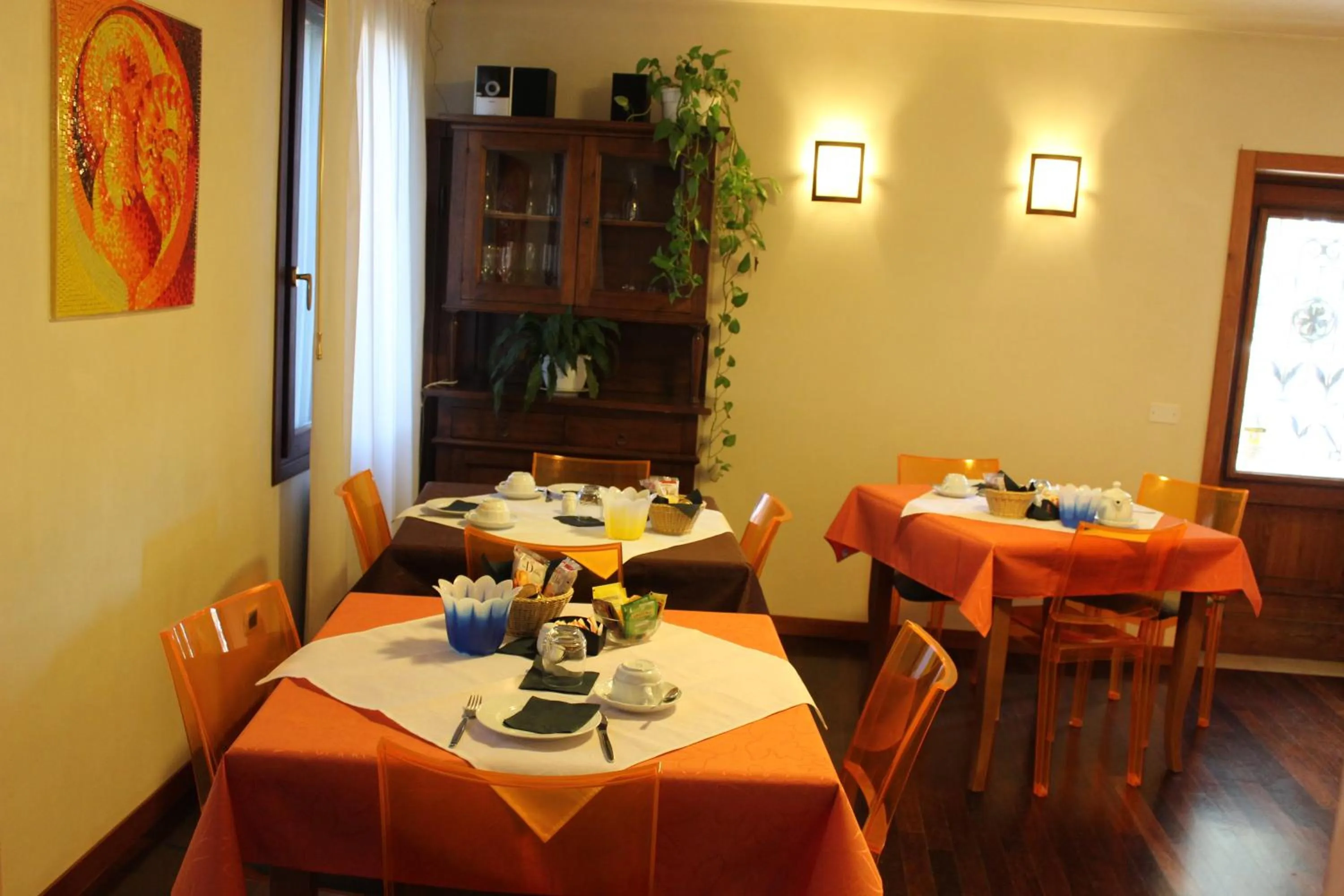 Restaurant/places to eat in Domus Orsoni