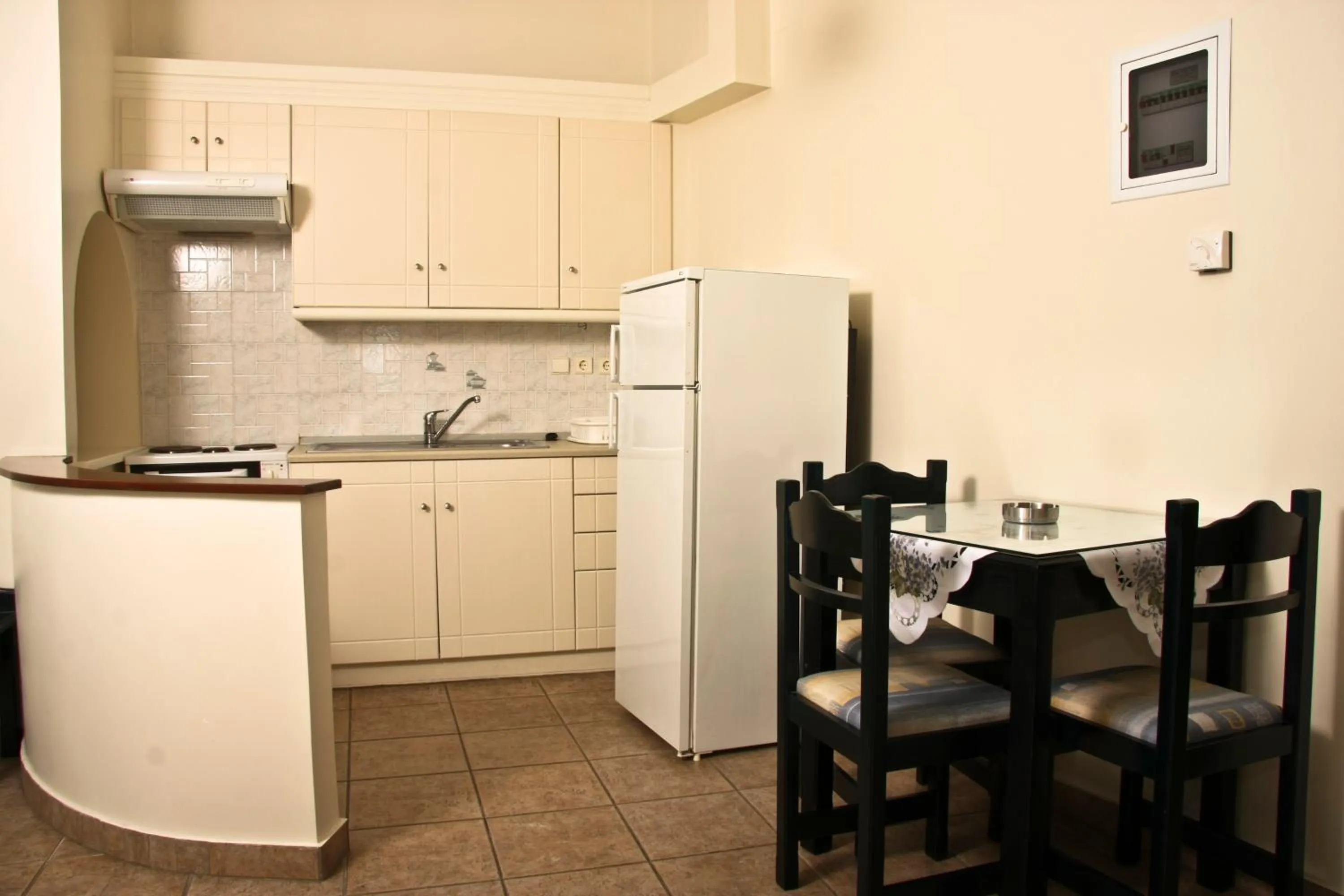 Kitchen or kitchenette in Sun Rise Hotel Apartments