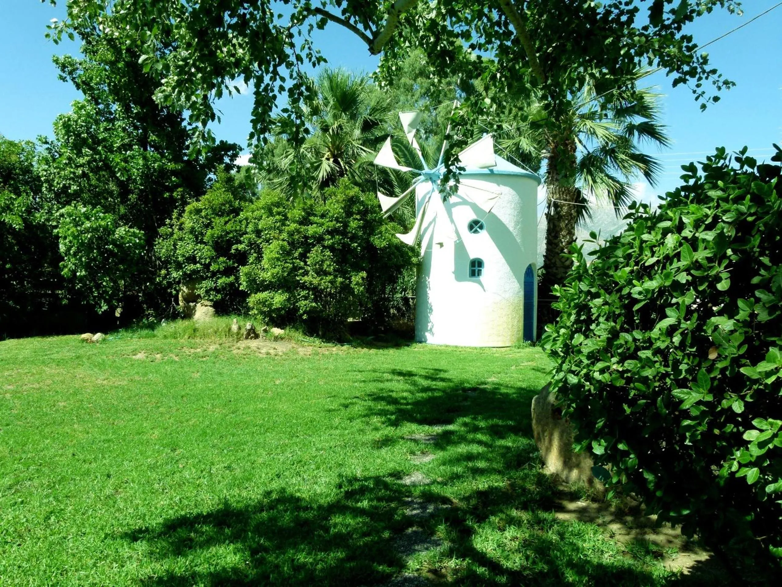 Garden in Sun Rise Hotel Apartments