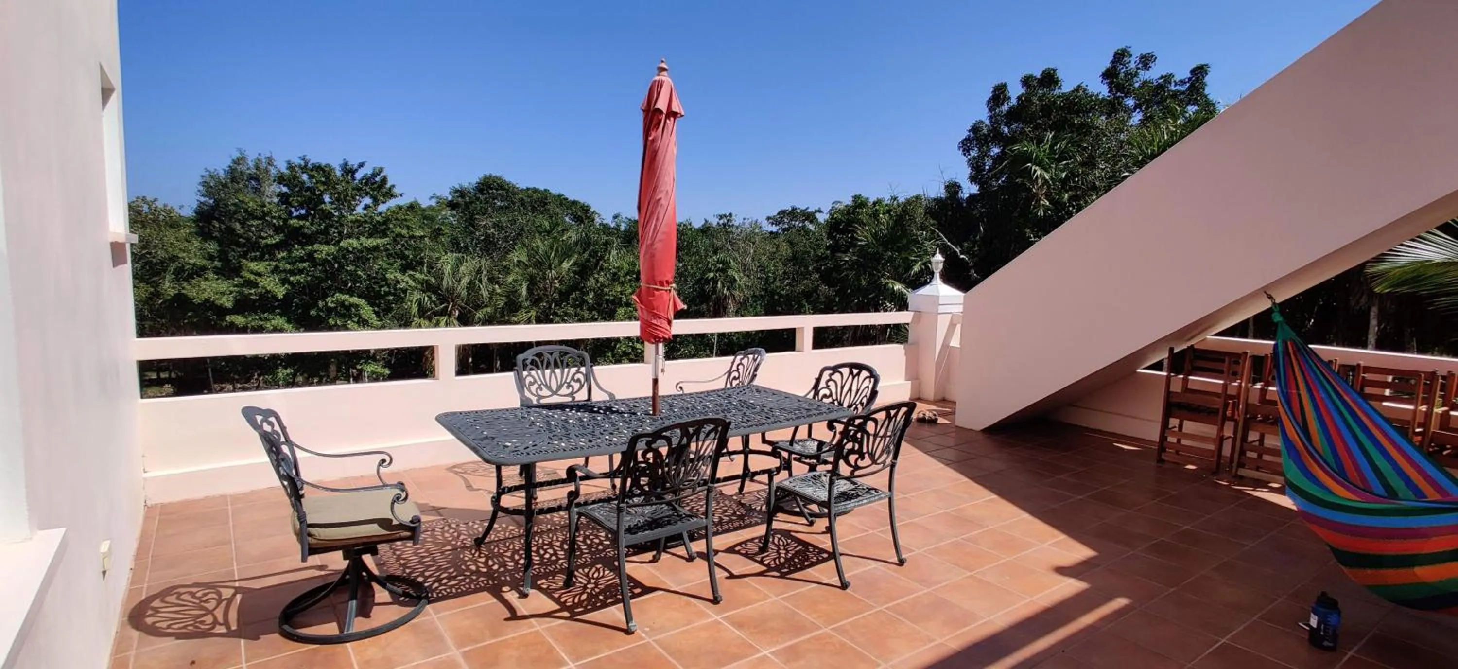 Balcony/Terrace in The Crimson Orchid Inn at Orchid Bay