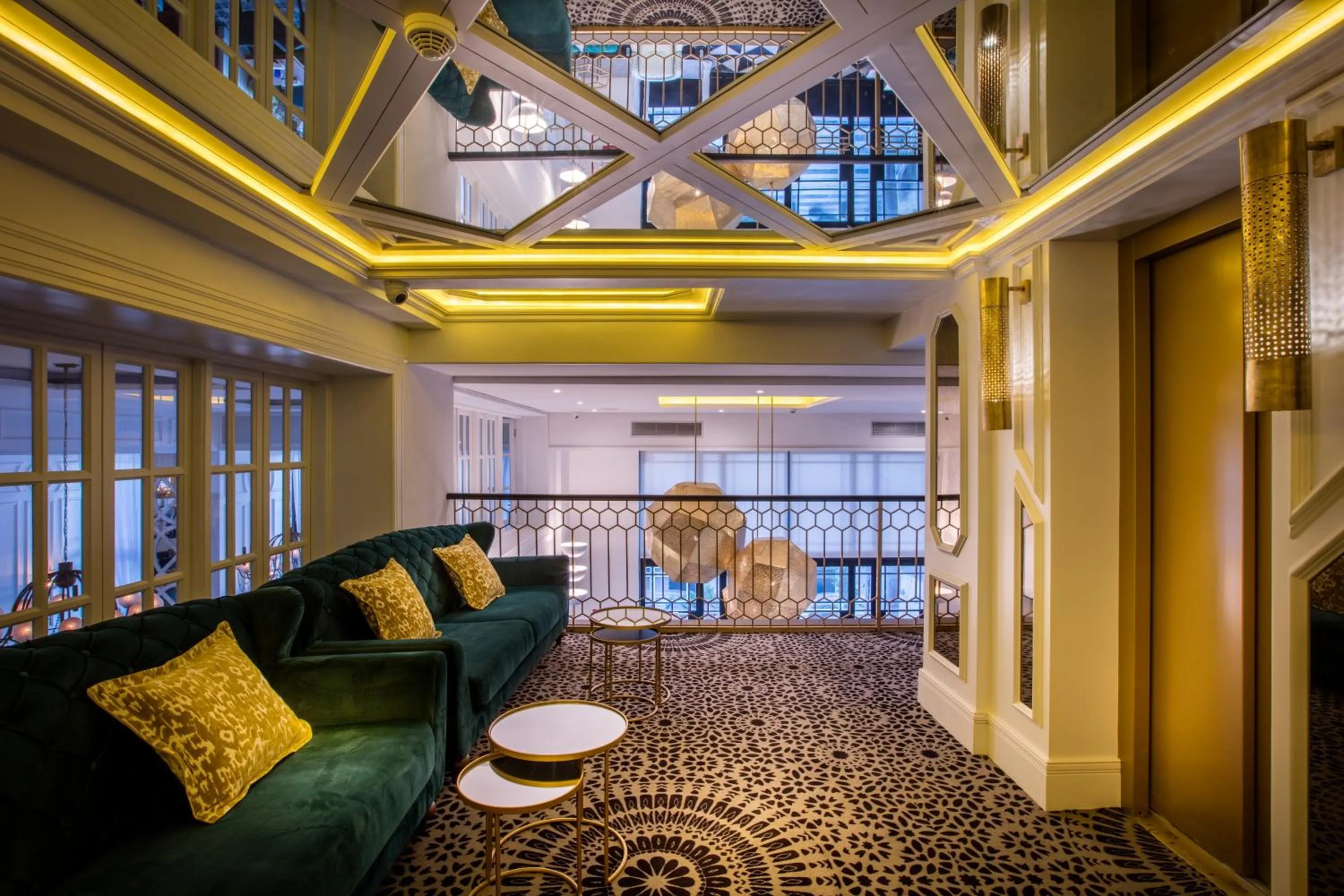 Communal lounge/ TV room in 2Ciels Boutique Hôtel