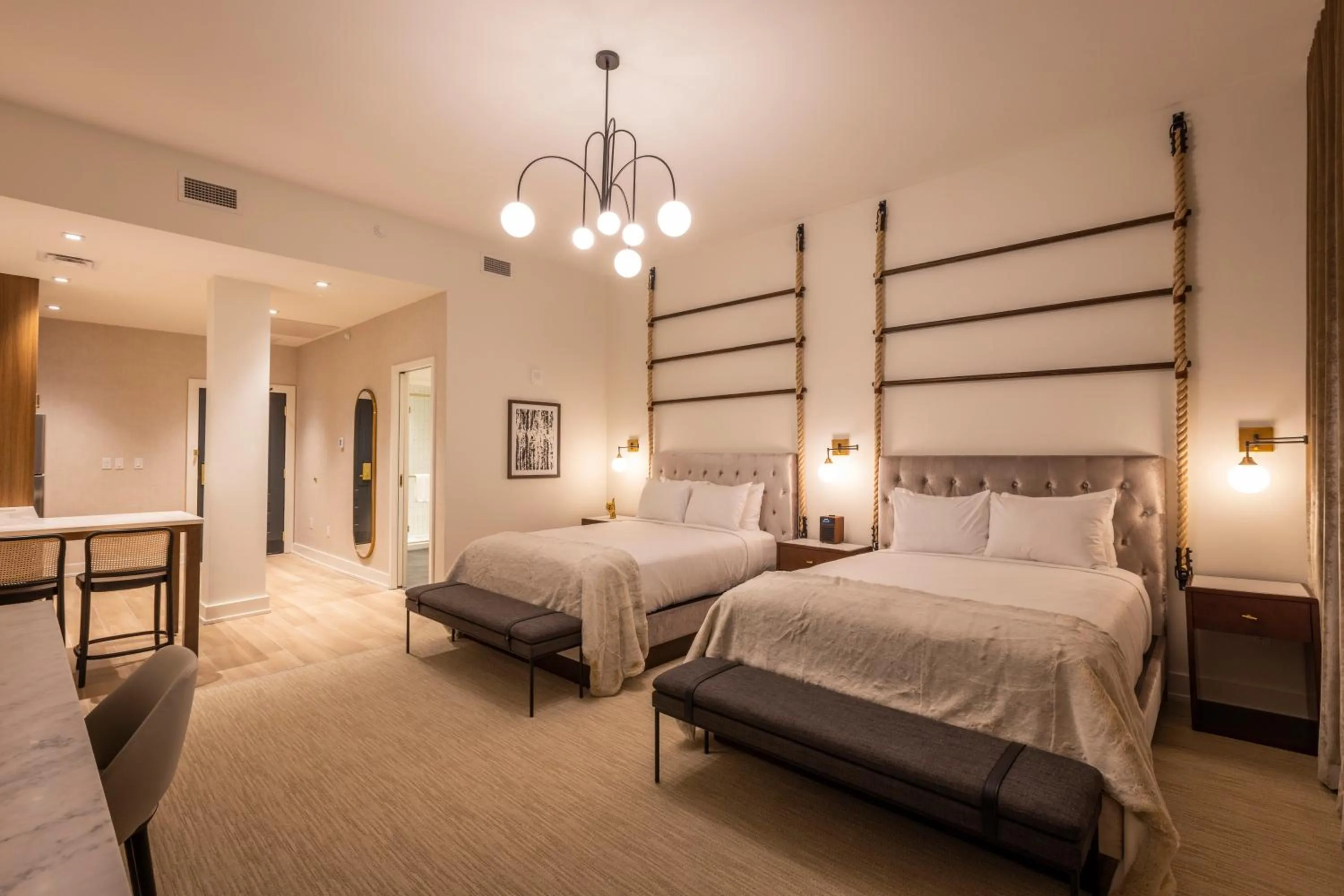 Bed in Hotel Covington Cincinnati Riverfront