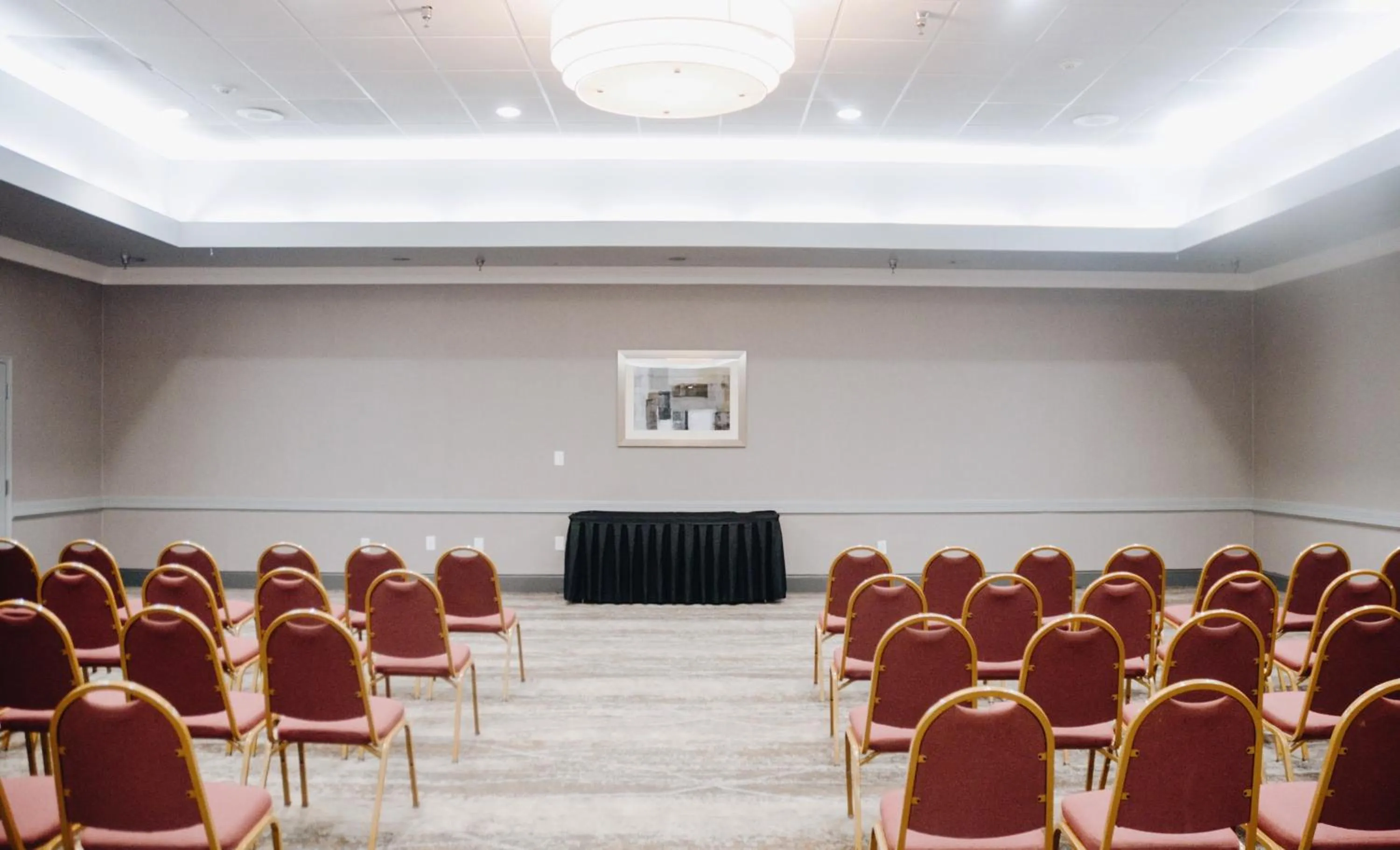 Meeting/conference room in Holiday Inn Lumberton by IHG