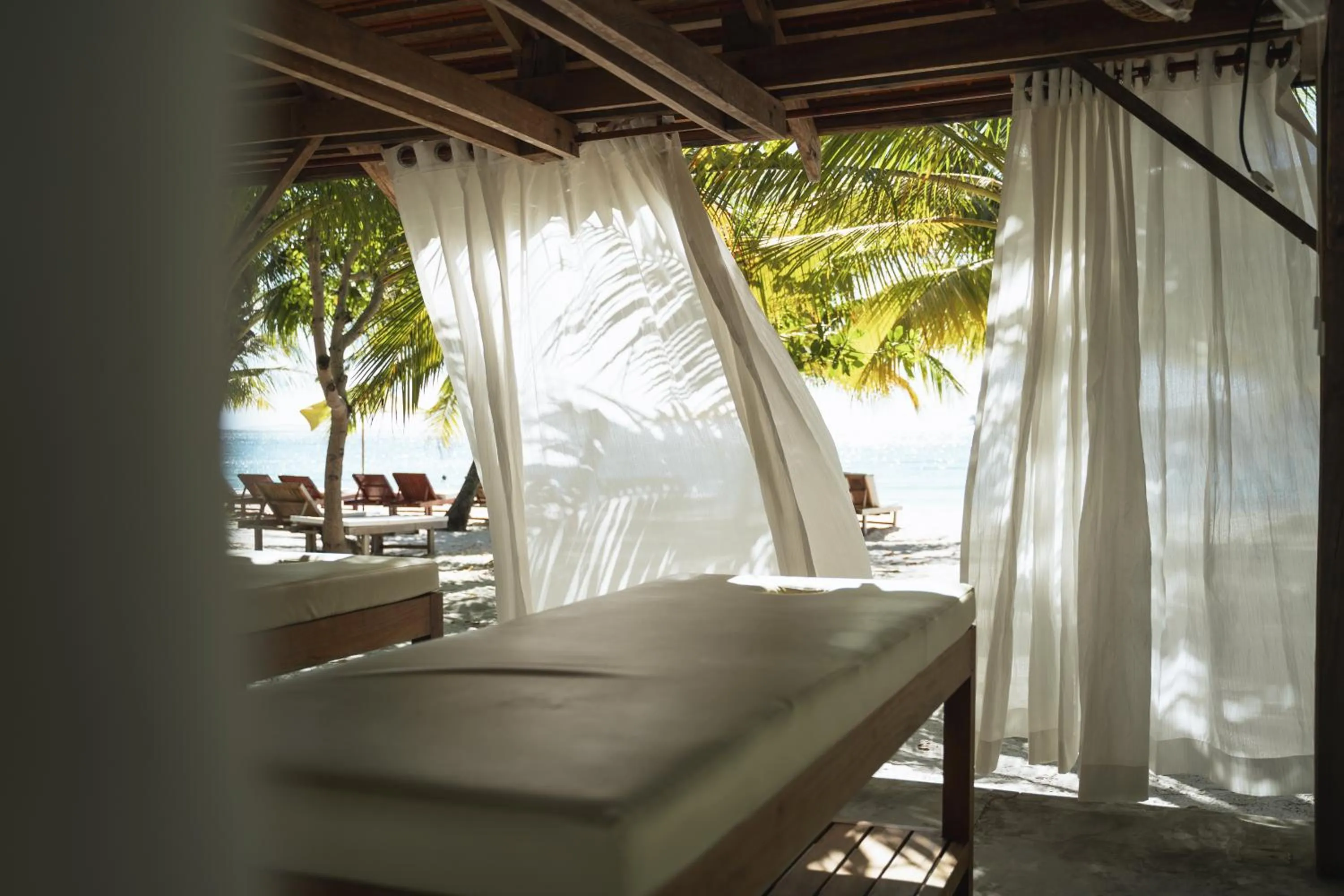 Massage in Long Set Resort