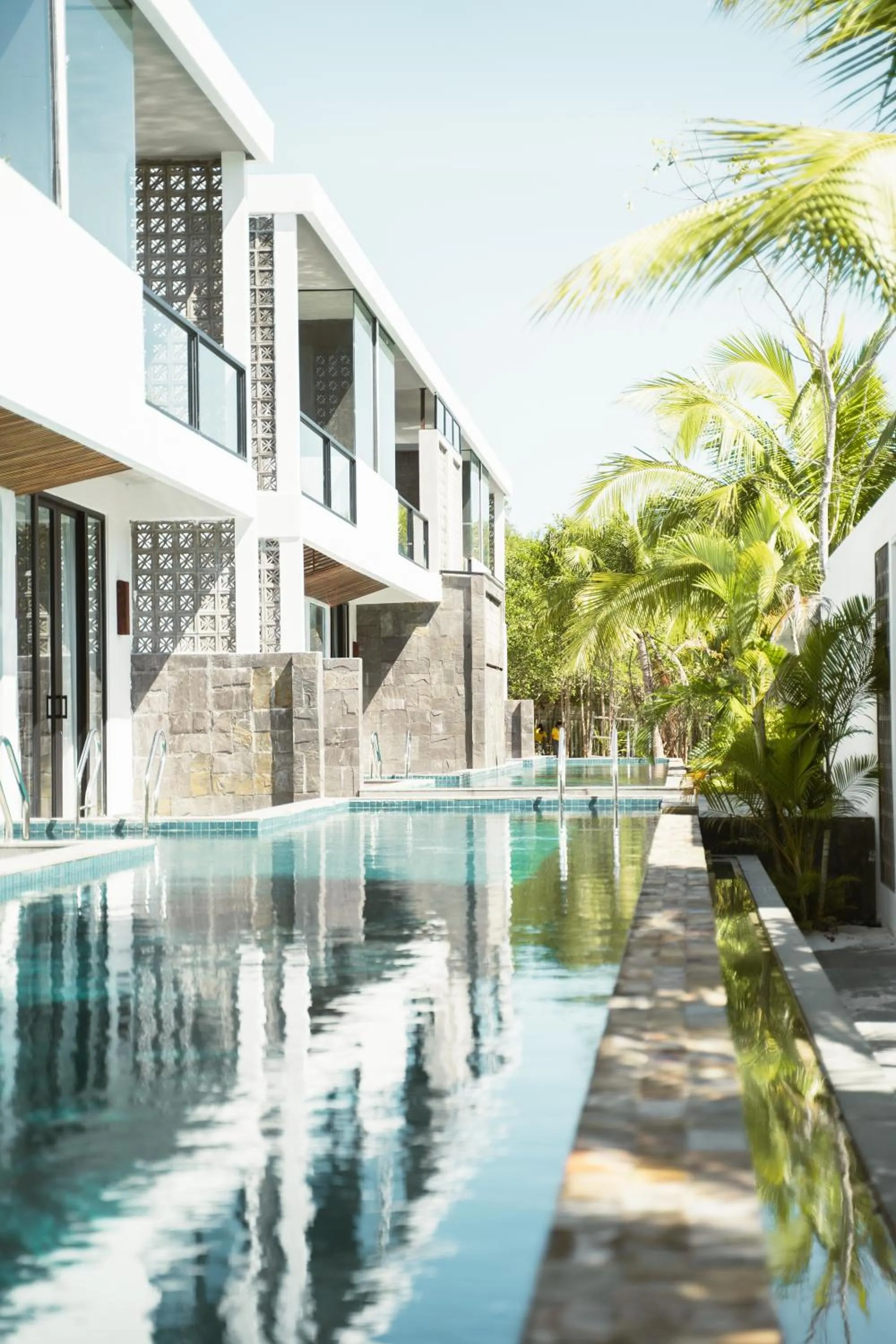 Pool view in Long Set Resort