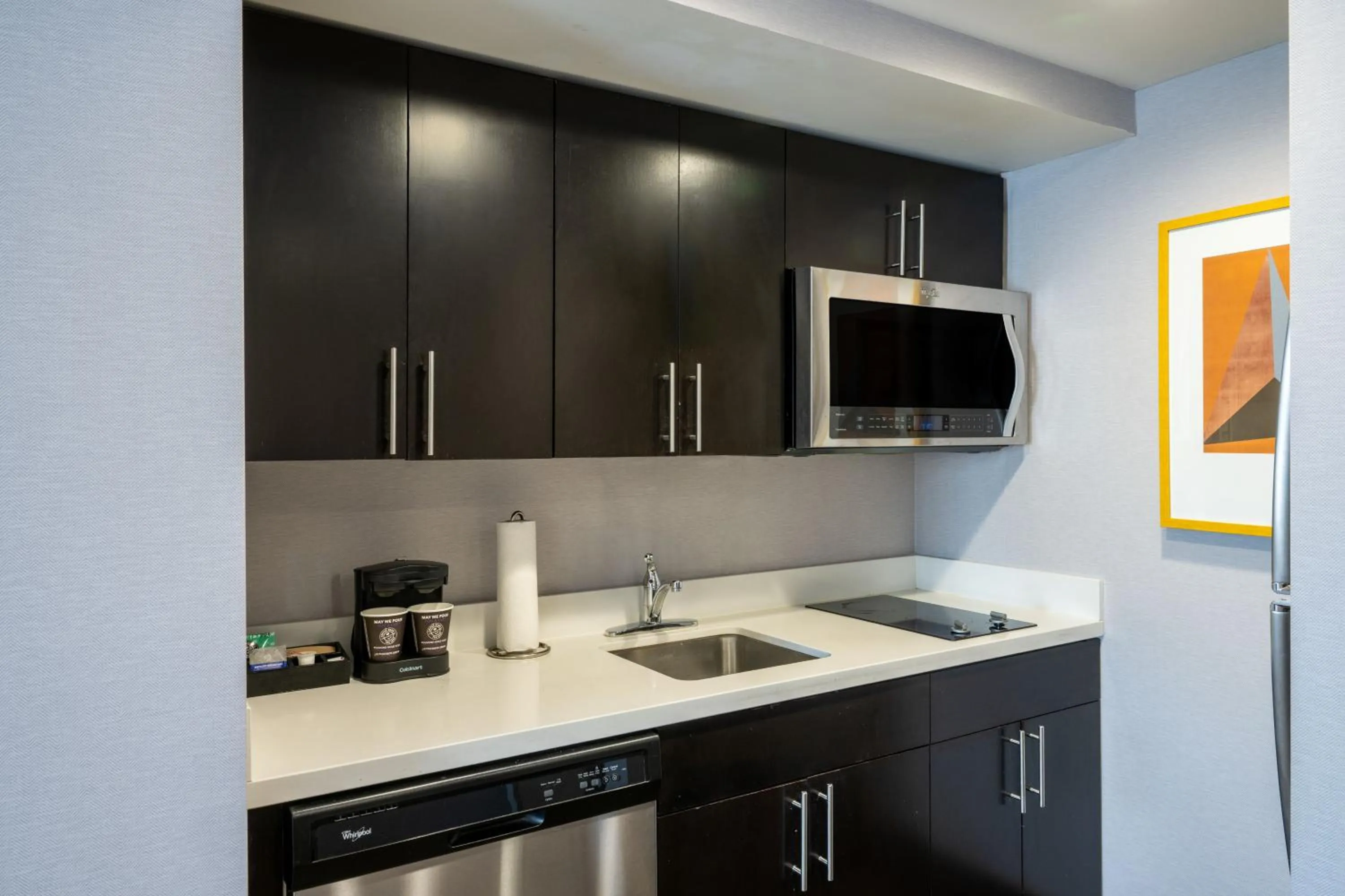 kitchen in Homewood Suites by Hilton Pittsburgh-Southpointe