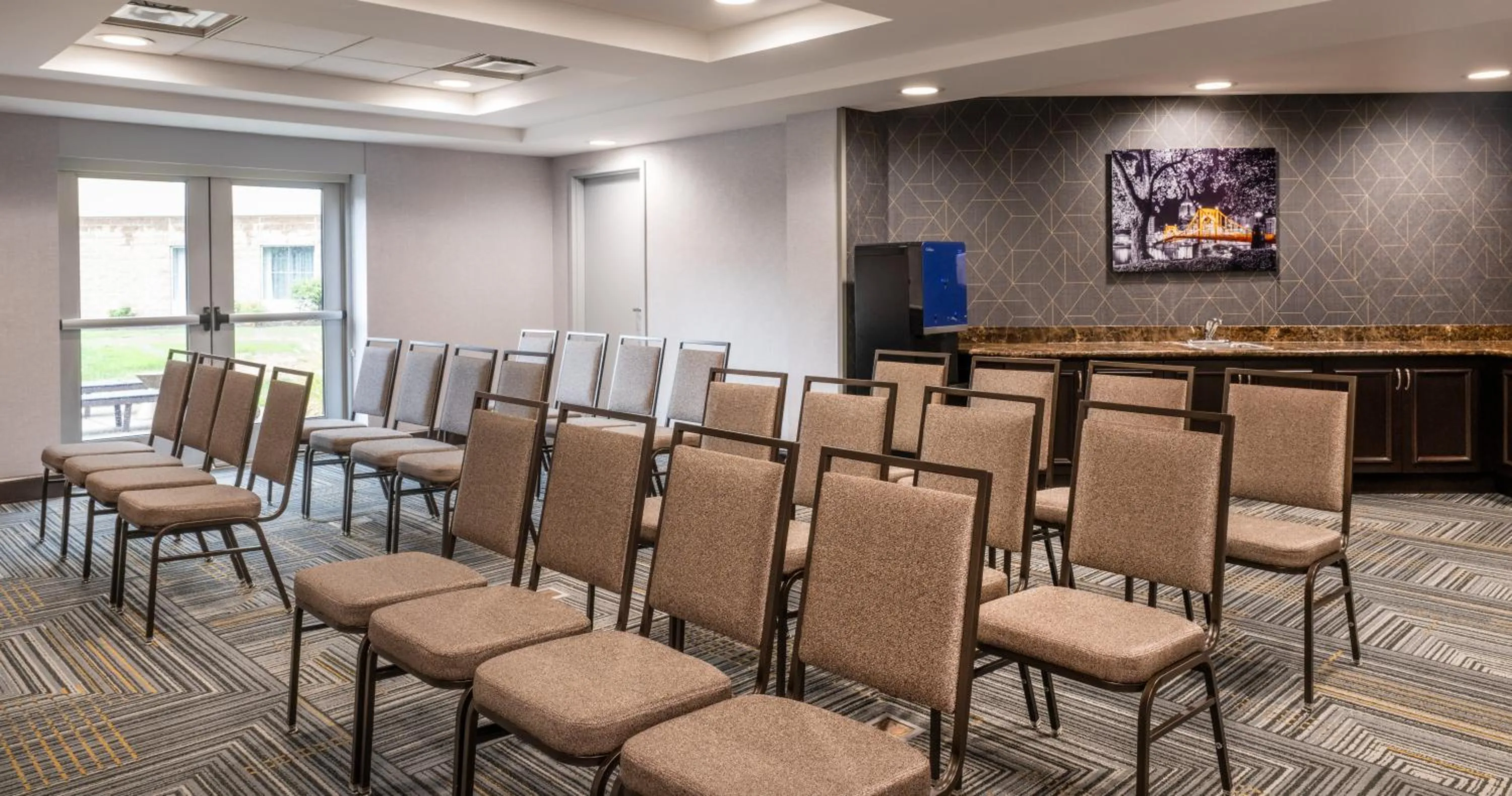 Meeting/conference room in Homewood Suites by Hilton Pittsburgh-Southpointe