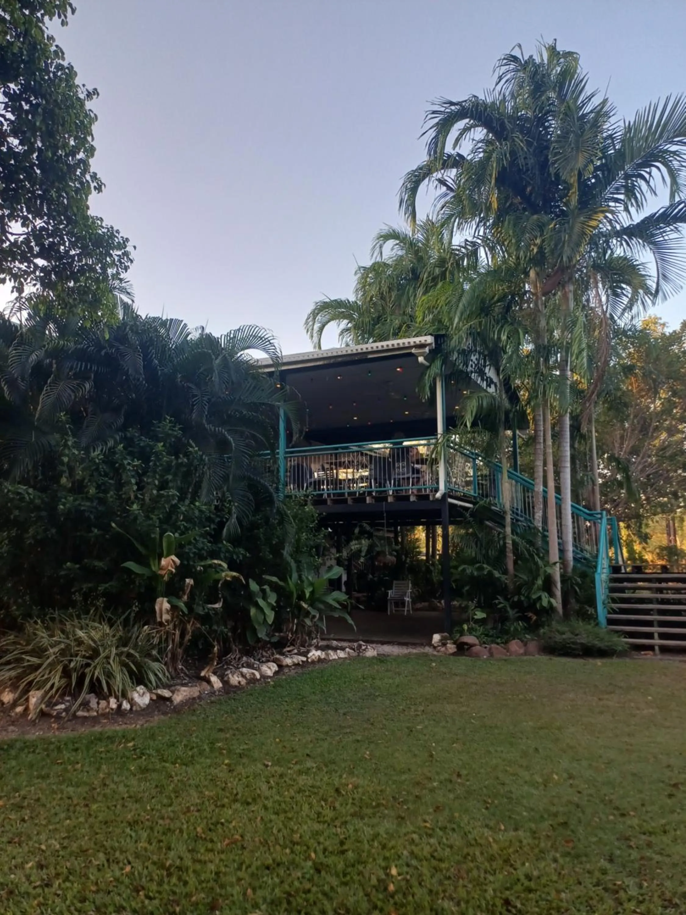 Lounge or bar in AAOK Lakes Resort and Caravan Park