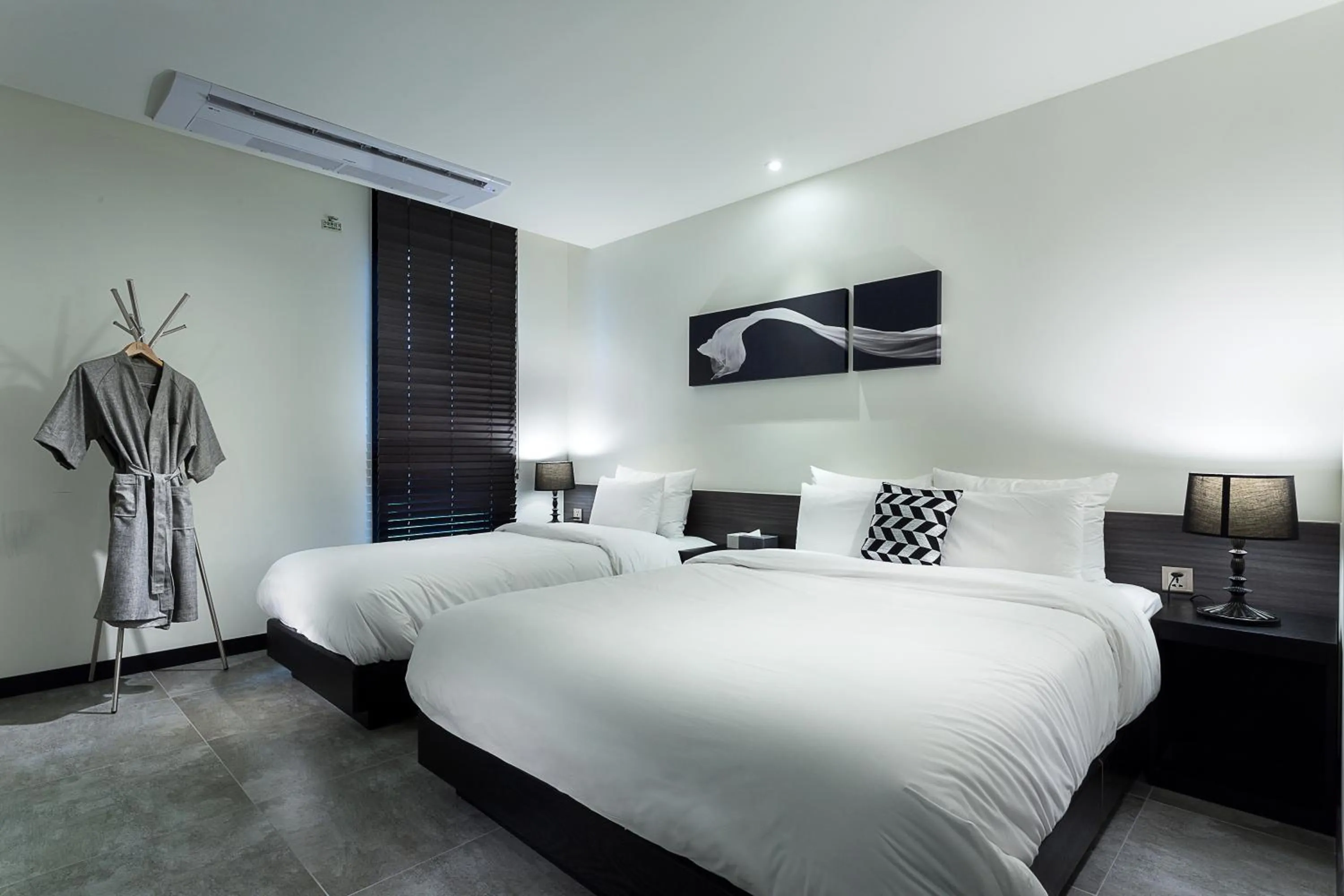 Photo of the whole room, Bed in Hotel Sienna