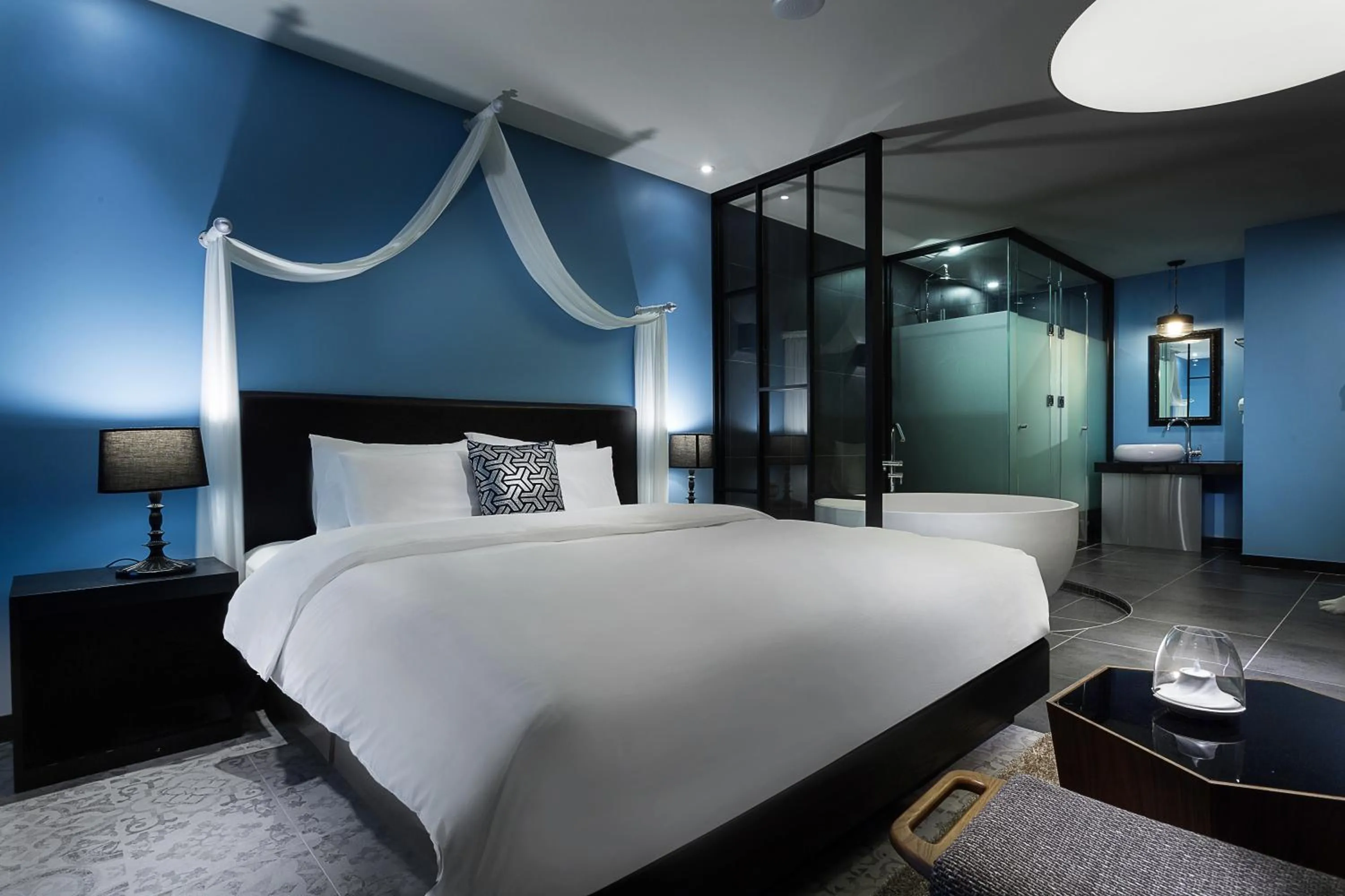 Photo of the whole room, Bed in Hotel Sienna