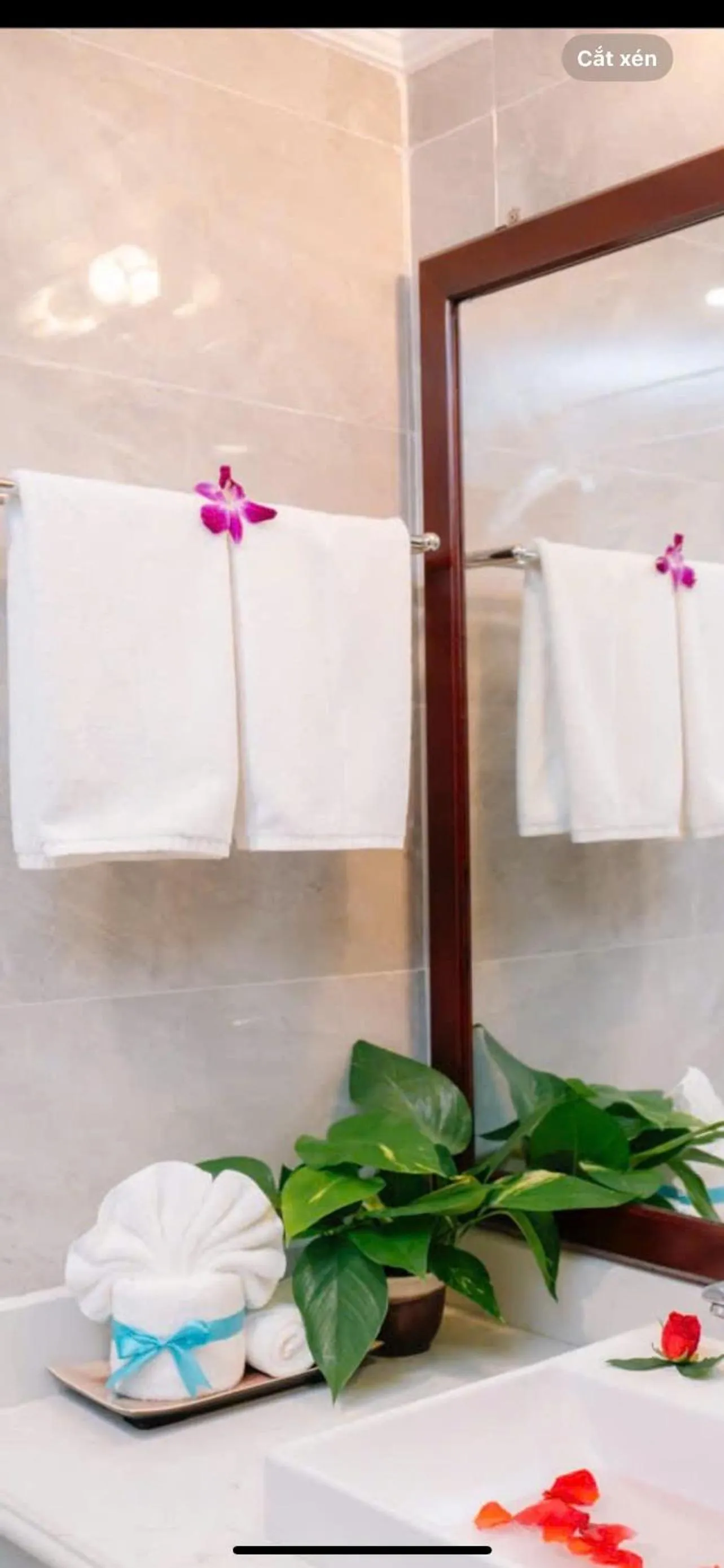 Toilet in Muong Thanh Grand Phuong Dong