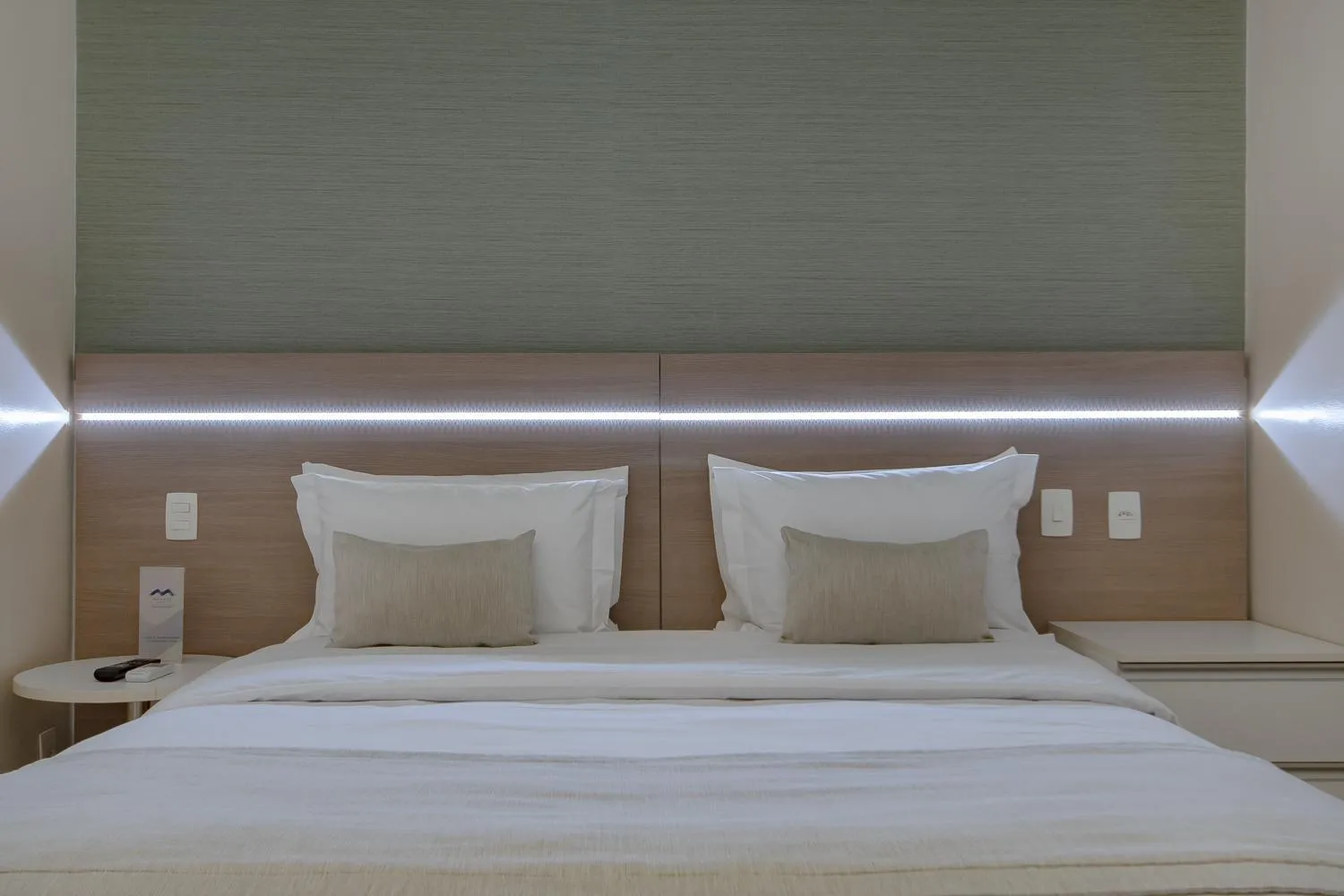 Bed in Hotel Adrianópolis All Suites