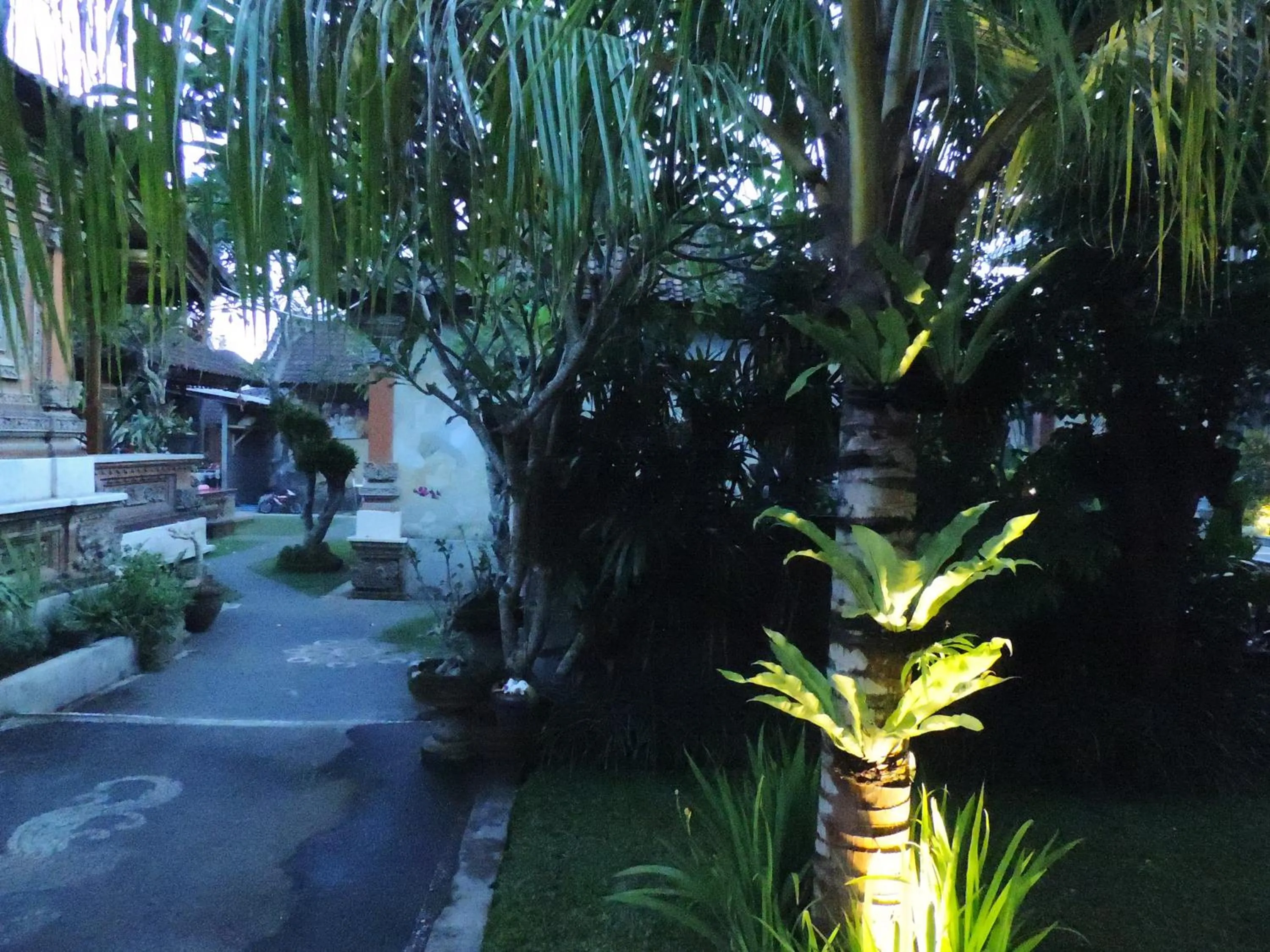 Property building in Batu Empug Ubud by Mahaputra