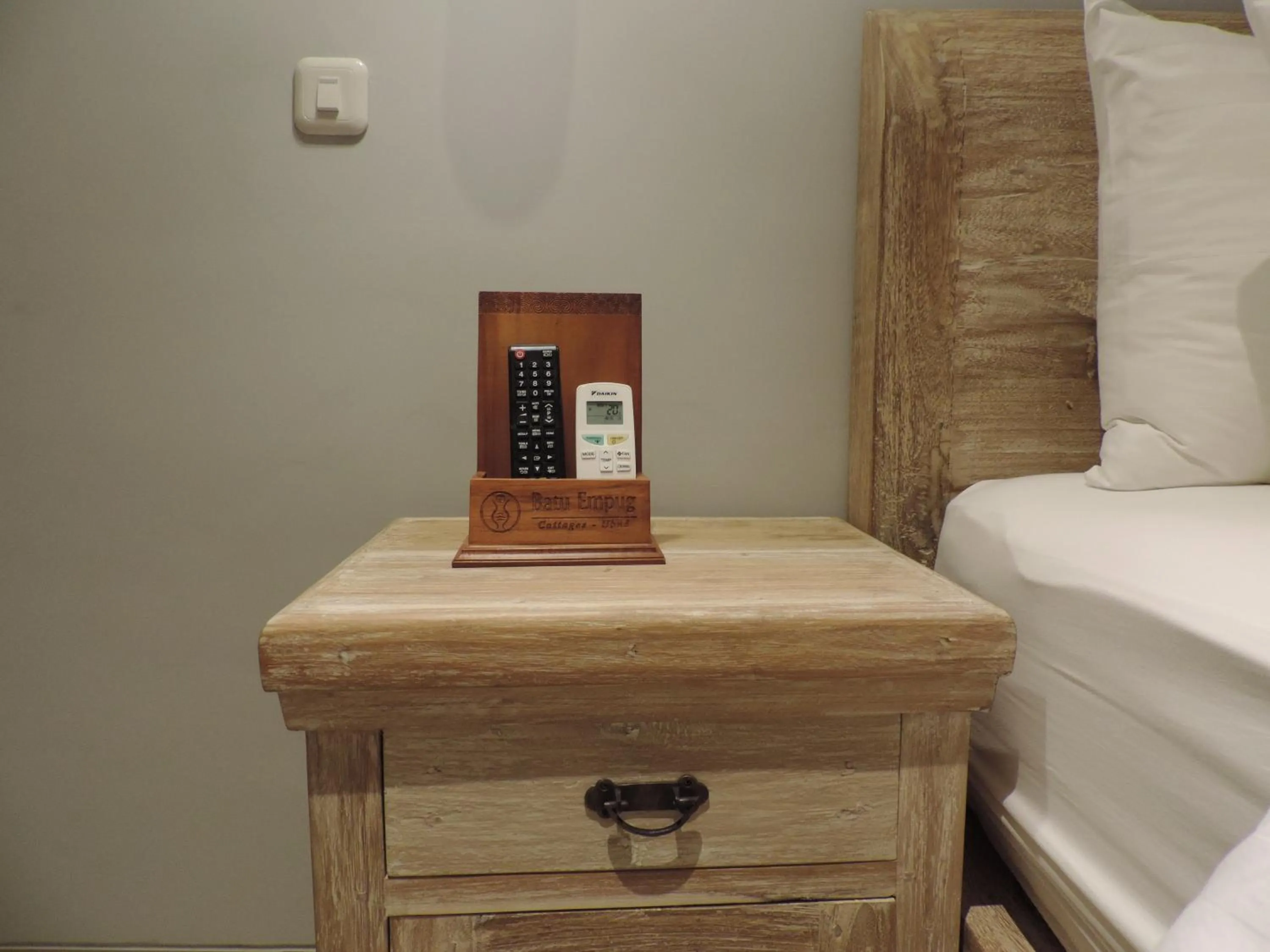 TV and multimedia, Bed in Batu Empug Ubud by Mahaputra